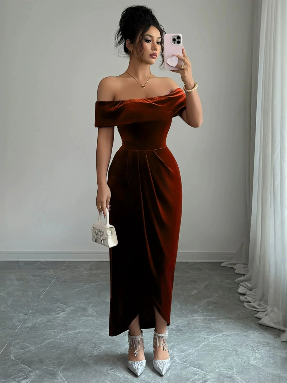 1980s Solid Velvet Off-Shoulder Midi Dress - Image 5
