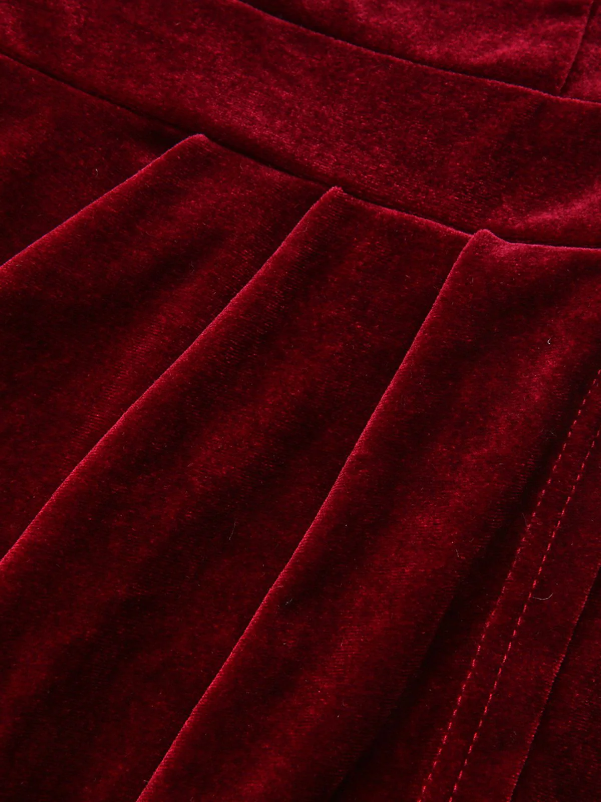 1980s Solid Velvet Off-Shoulder Midi Dress - Image 7