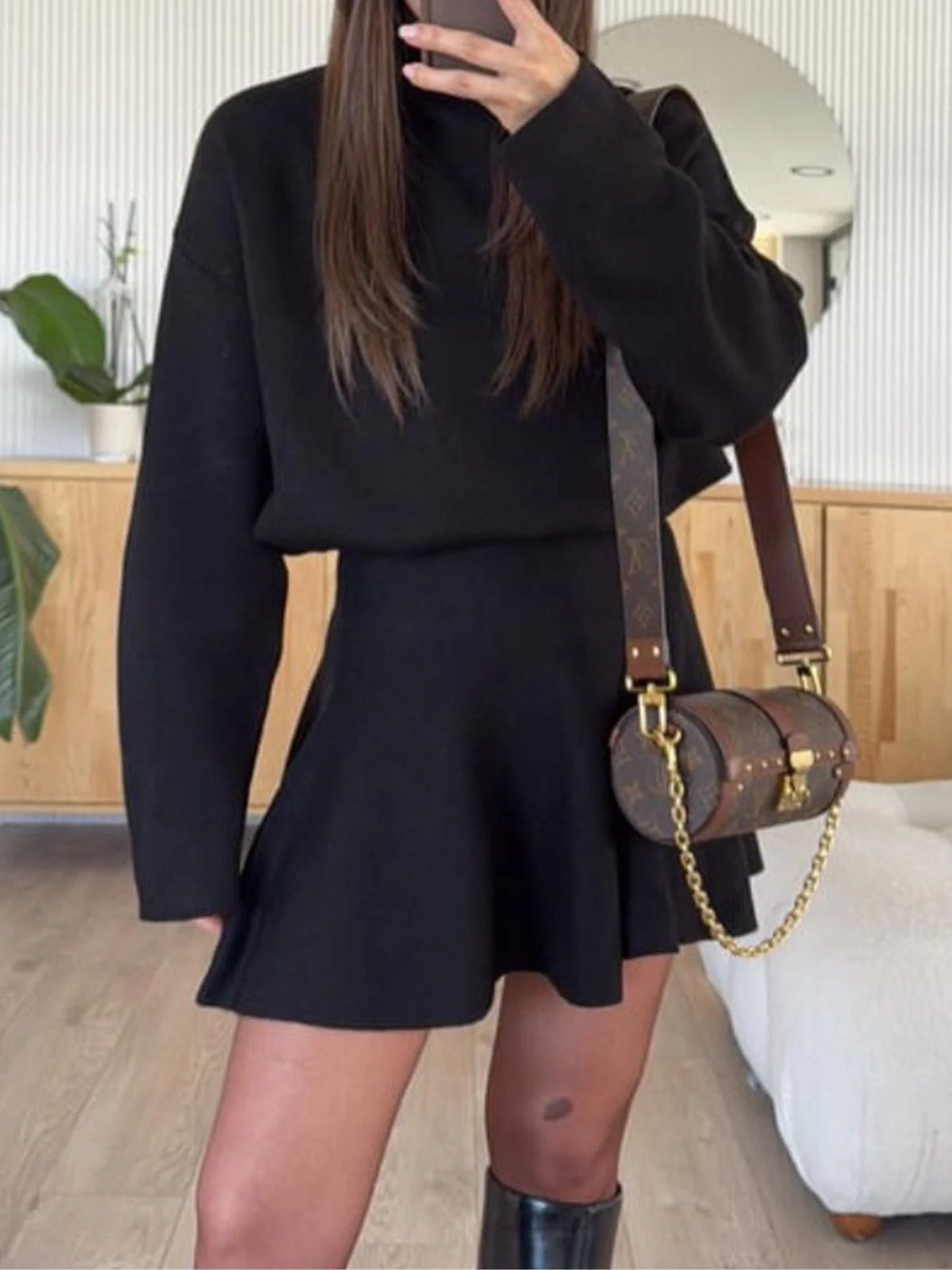 1980s Turtleneck Solid Long Sleeve Sweater Dress - Image 3