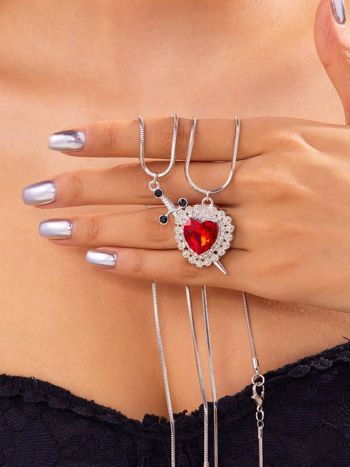 2PCS Vintage Rhinestone Heart-Shaped Ruby & Sword Necklace - Image 9