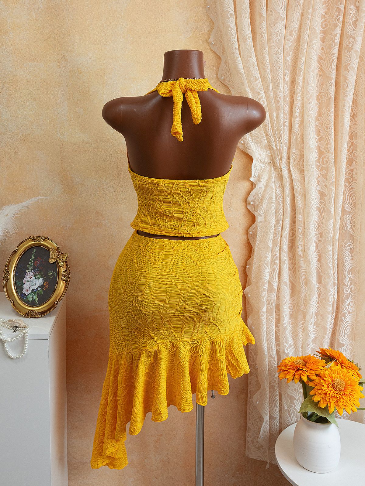 2PCS Yellow 1960s Halter Cowl Neck Textured Tankini Set - Image 6