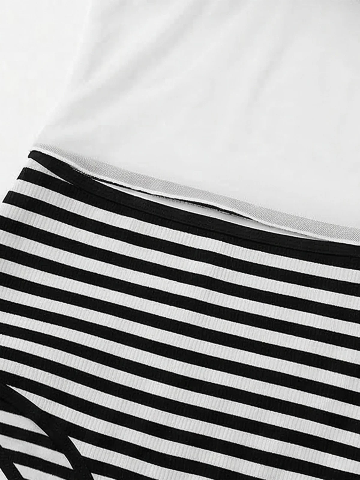 [Pre-Sale] 3PCS 1980s Striped Bikini Set & Sheer Cover-Up Tank - Image 6