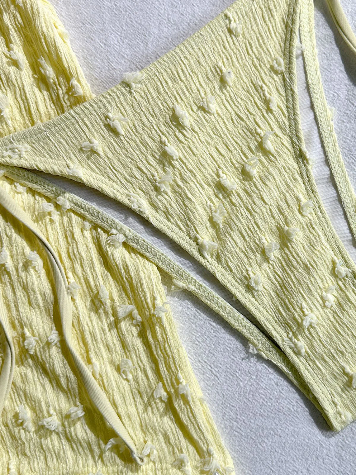 3PCS Yellow 1950s Textured Halter Bikini Set & Shorts - Image 4
