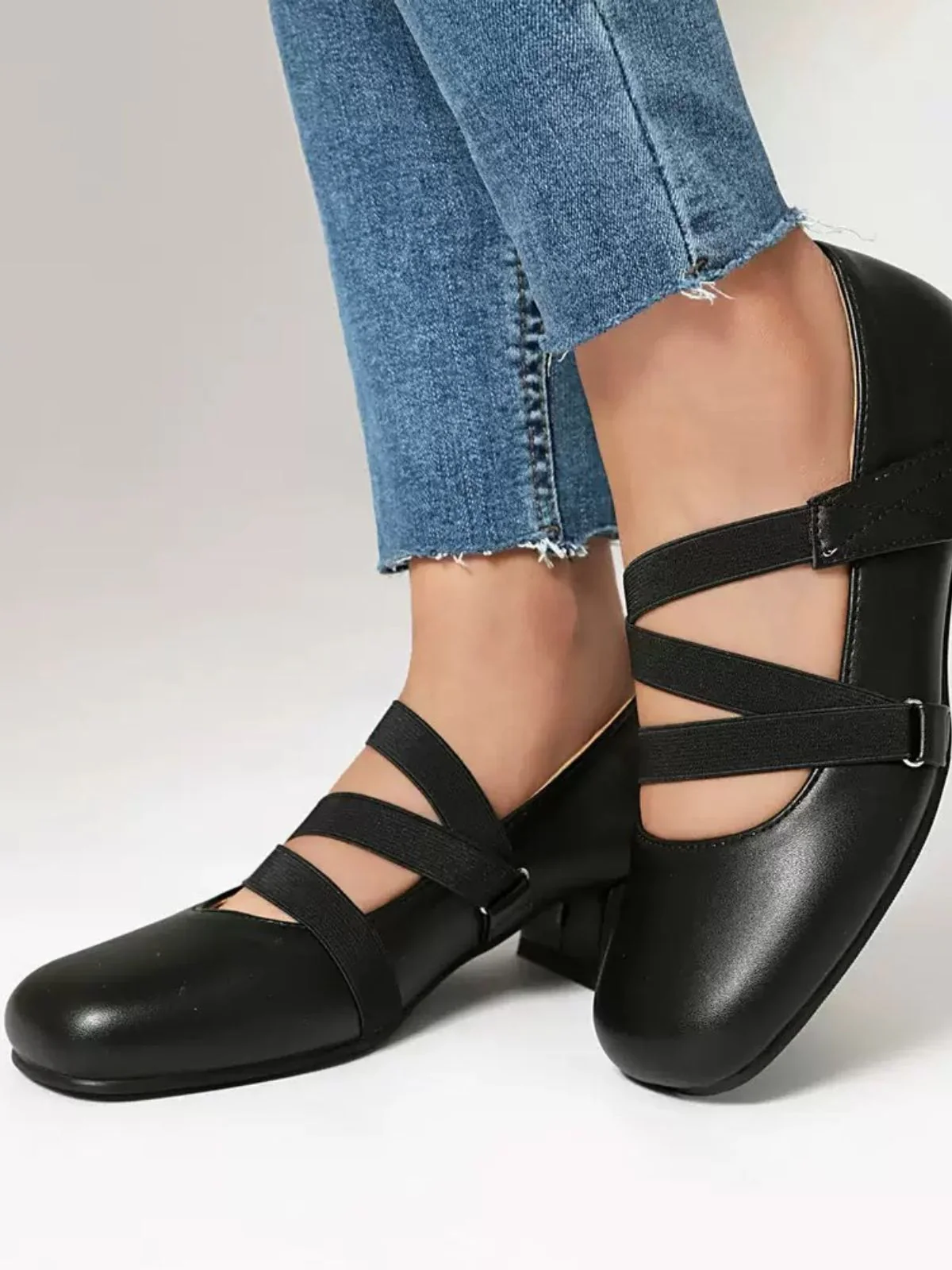 Ballet-Inspired Bungee Leather Chunky Heel Shoes - Image 5