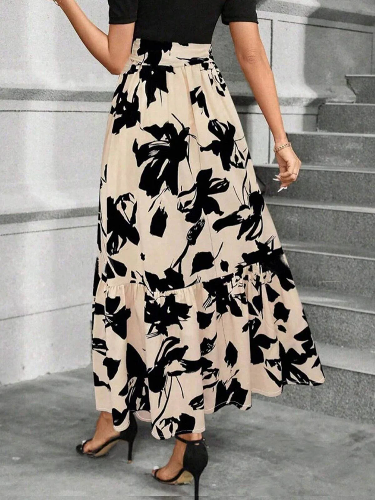 Beige 1930s Floral Silhouette A-Line Skirt - Image 2