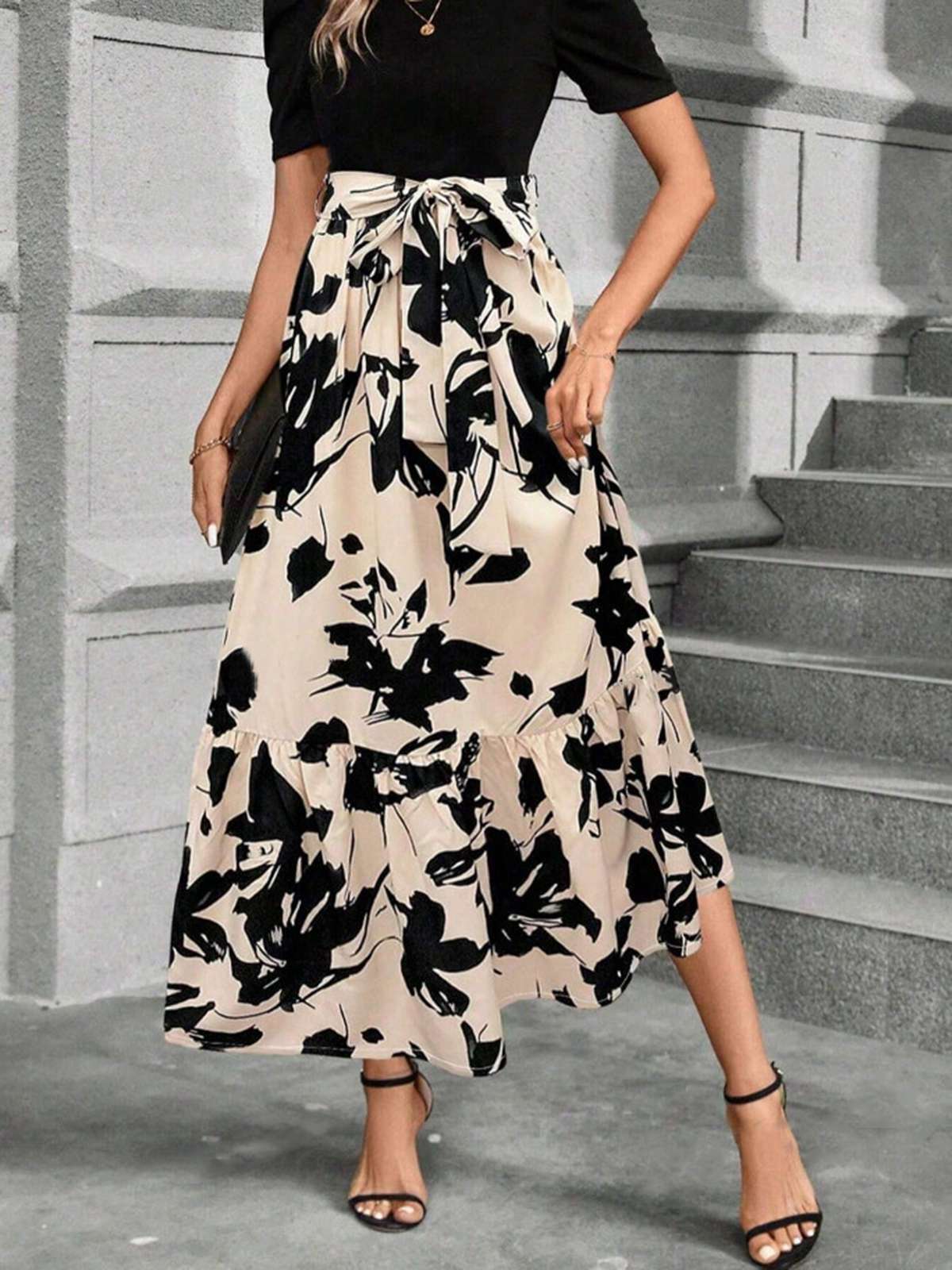 Beige 1930s Floral Silhouette A-Line Skirt - Image 3
