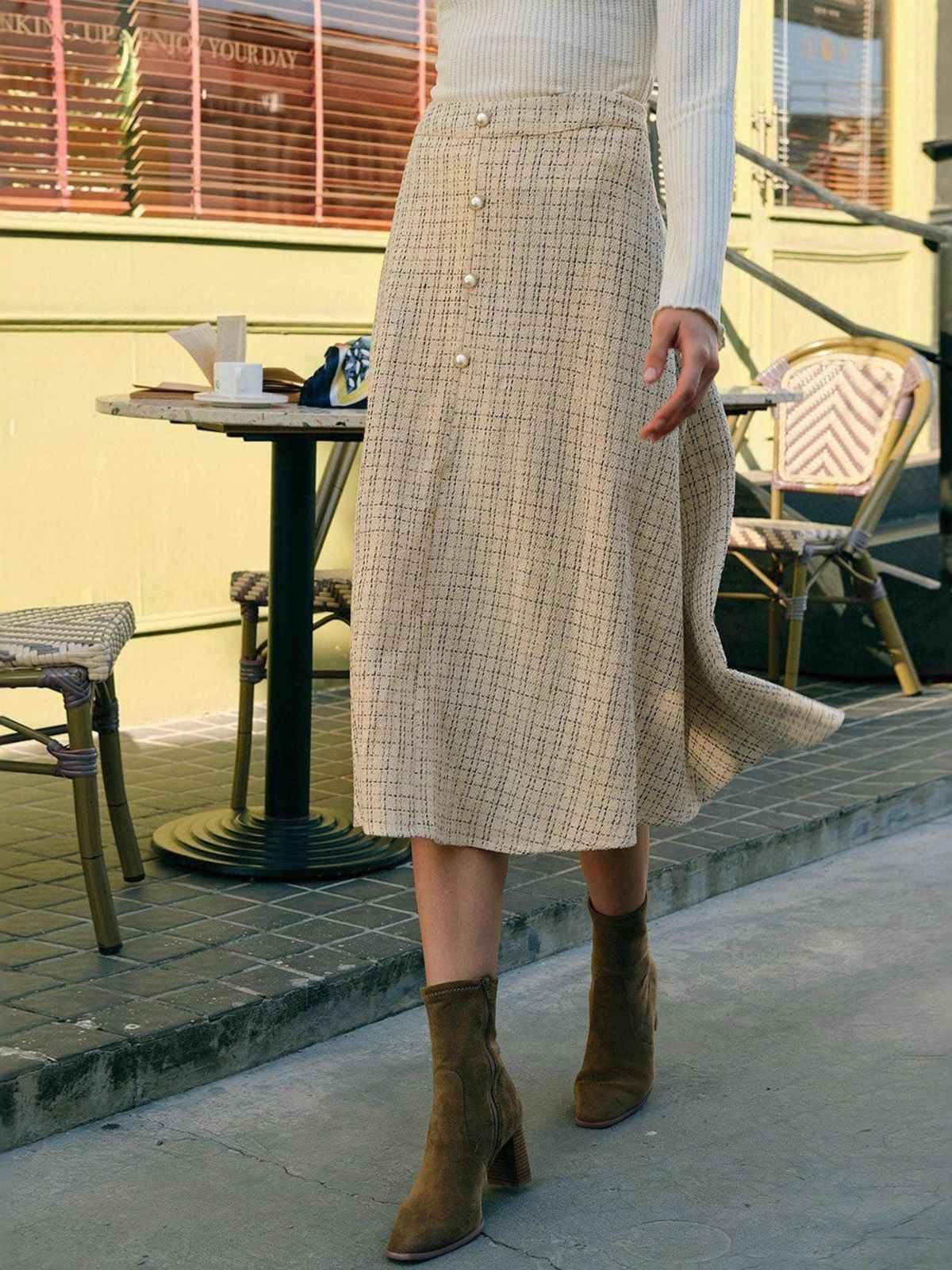Beige 1940s Pearl Button Plaid Tweed A-Line Skirt - Image 2