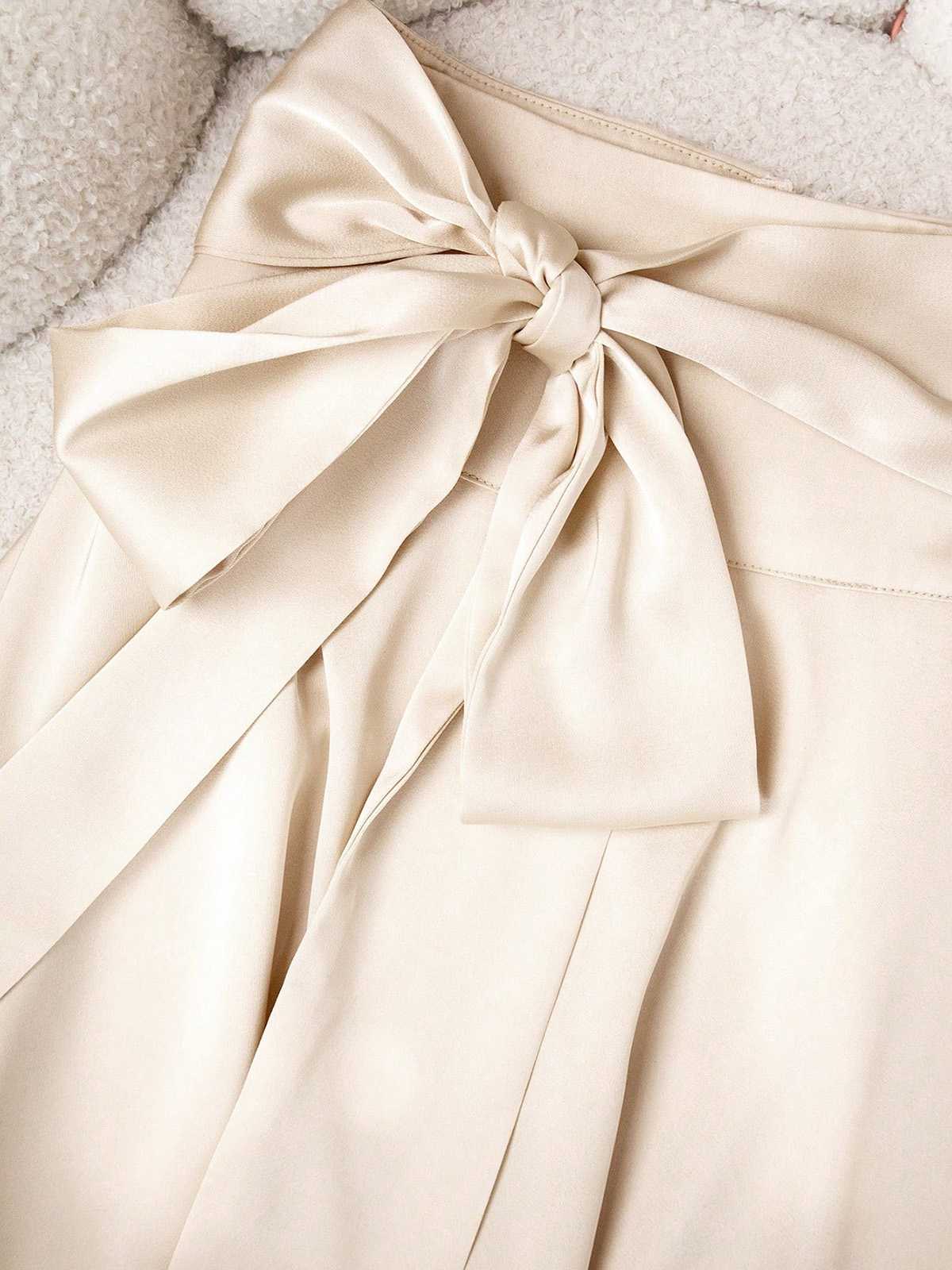 Beige 1970s Bow Tie Satin Skirt - Image 4