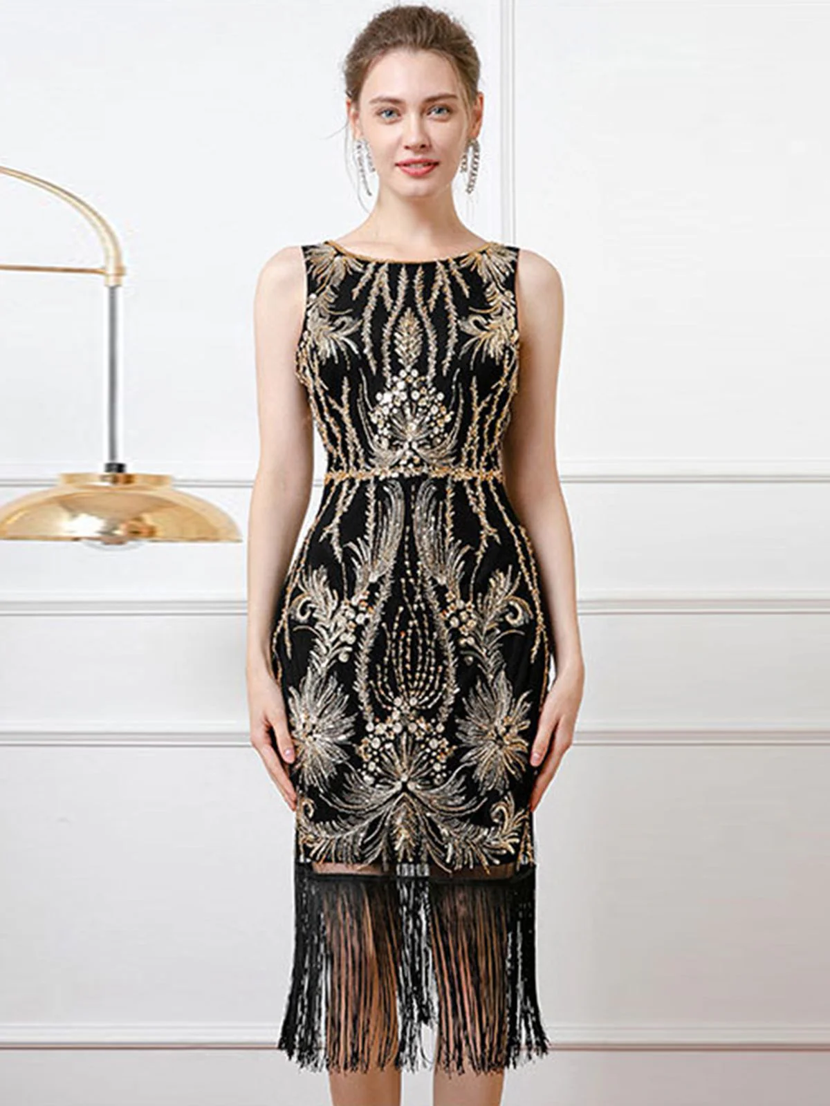 Black 1920s Sequined Flapper Backless Sleeveless Dress - Image 2