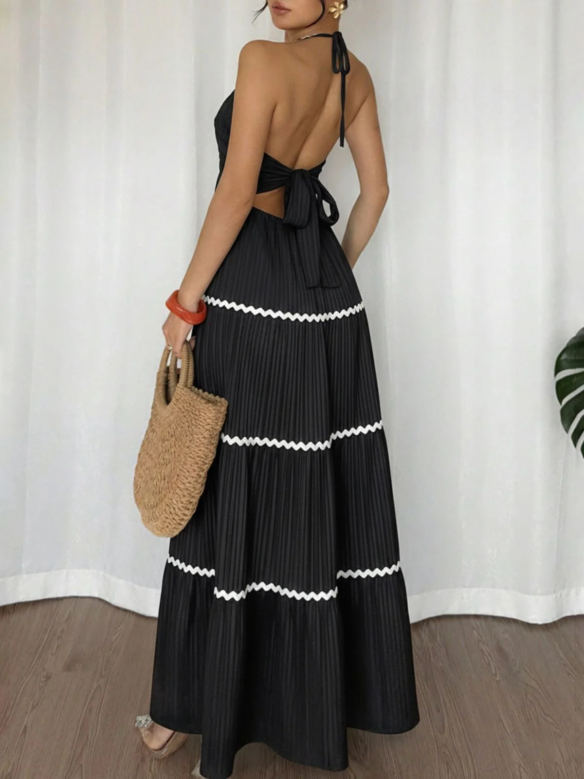 Black 1930s Halter Backless Colorblock Maxi Dress - Image 5