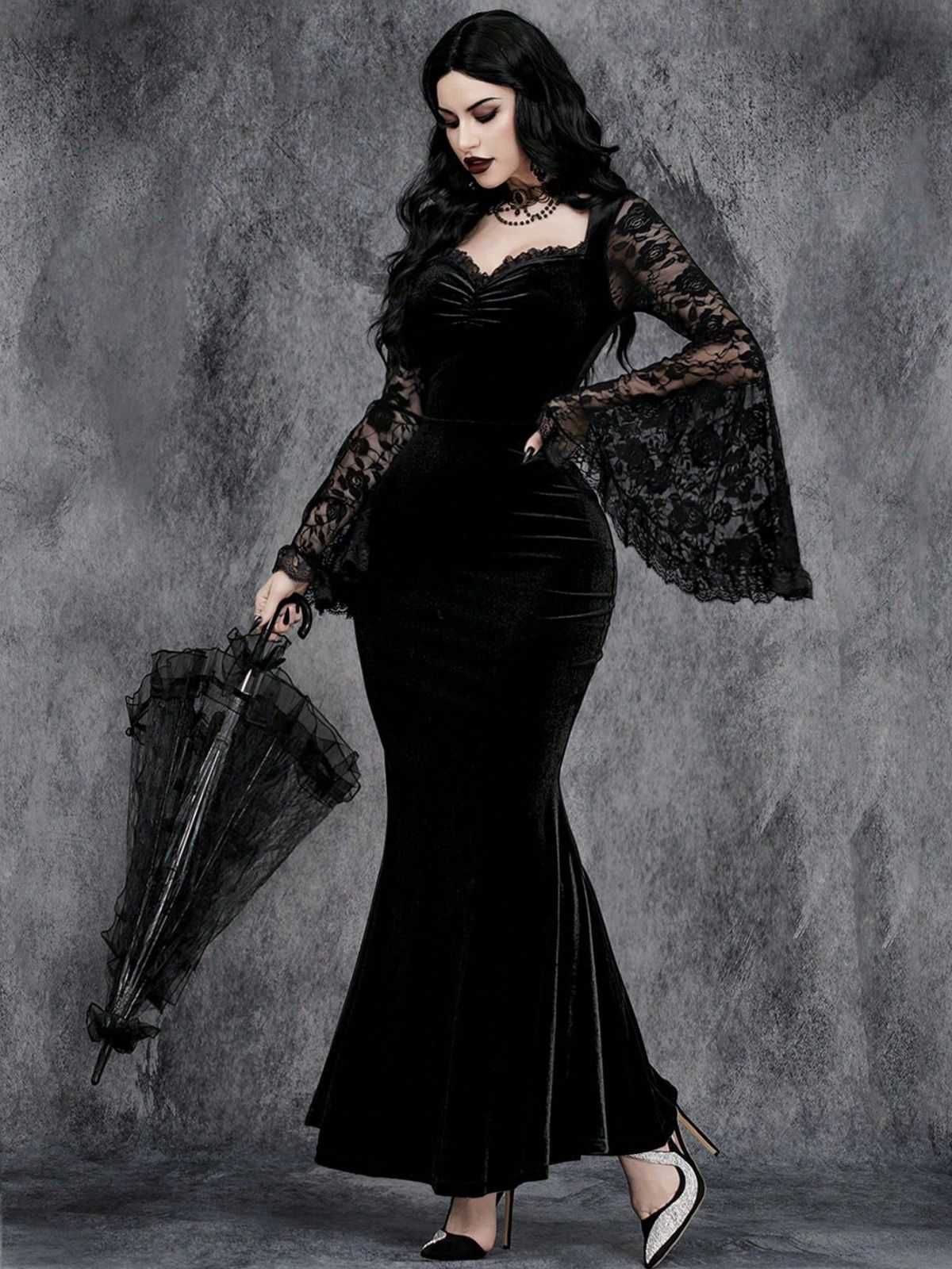 Black 1930s Lace Sleeve Velvet Fishtail Dress - Image 2