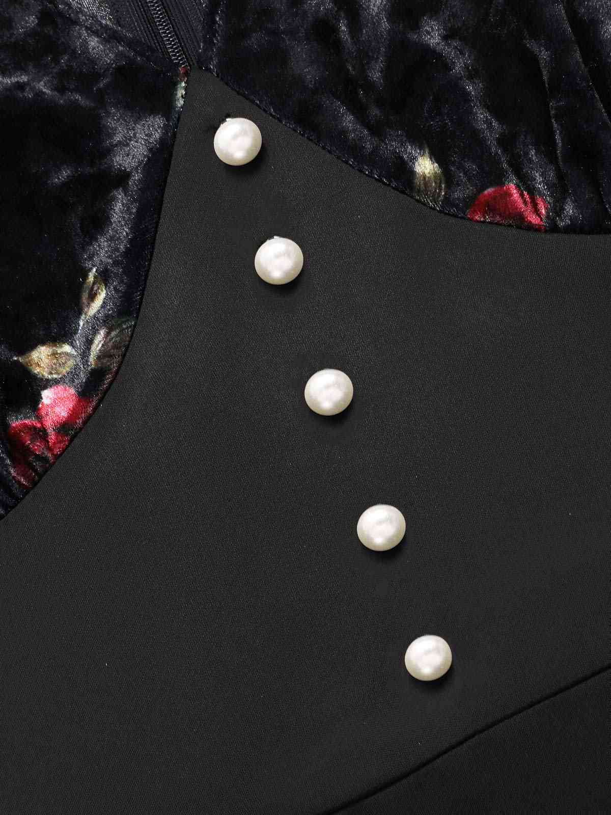 Black 1930s Rose Velvet Fishtail Dress - Image 10
