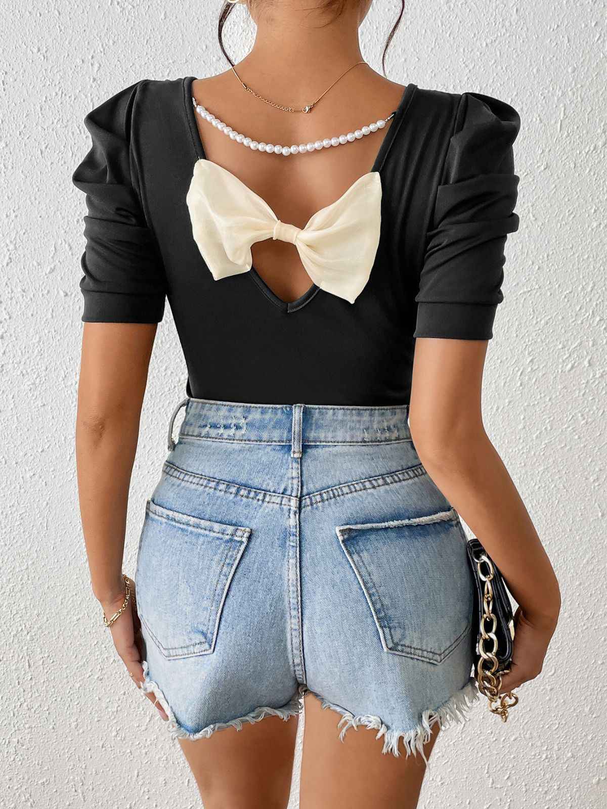 Black 1940s Puff Sleeve Back-Bow Pearl Top - Image 6