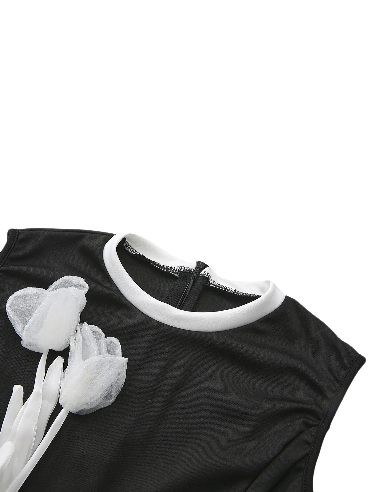 Black 1950s 3D-Floral Sleeveless Tie-Up Jumpsuit - Image 4