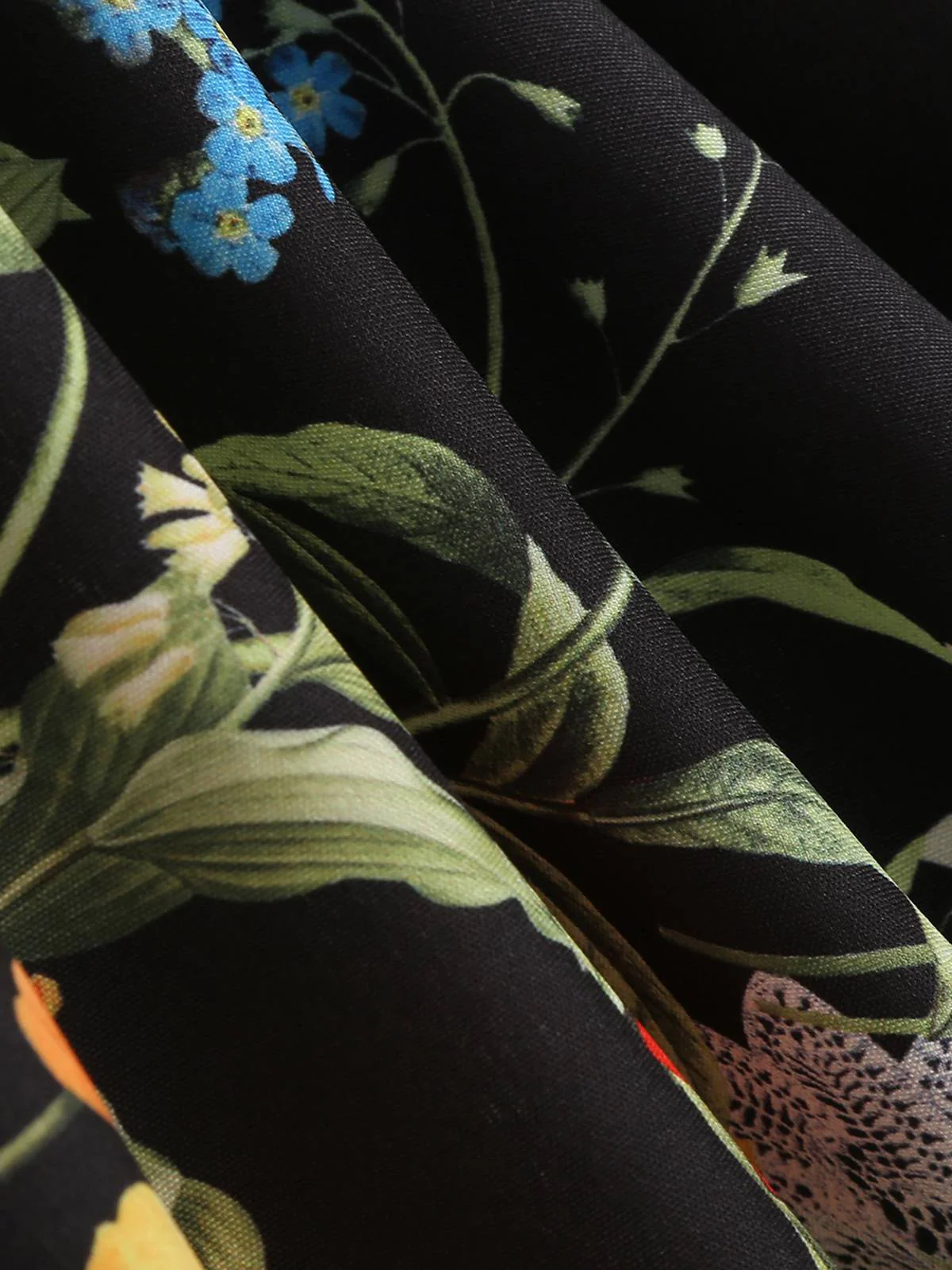 Black 1950s Floral Pleated Swing Skirt - Image 4