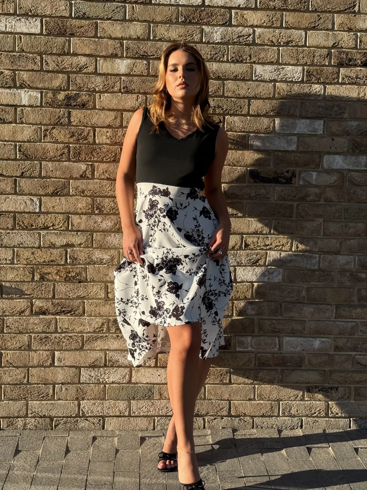 Black 1950s Floral Swing Dress - Image 3