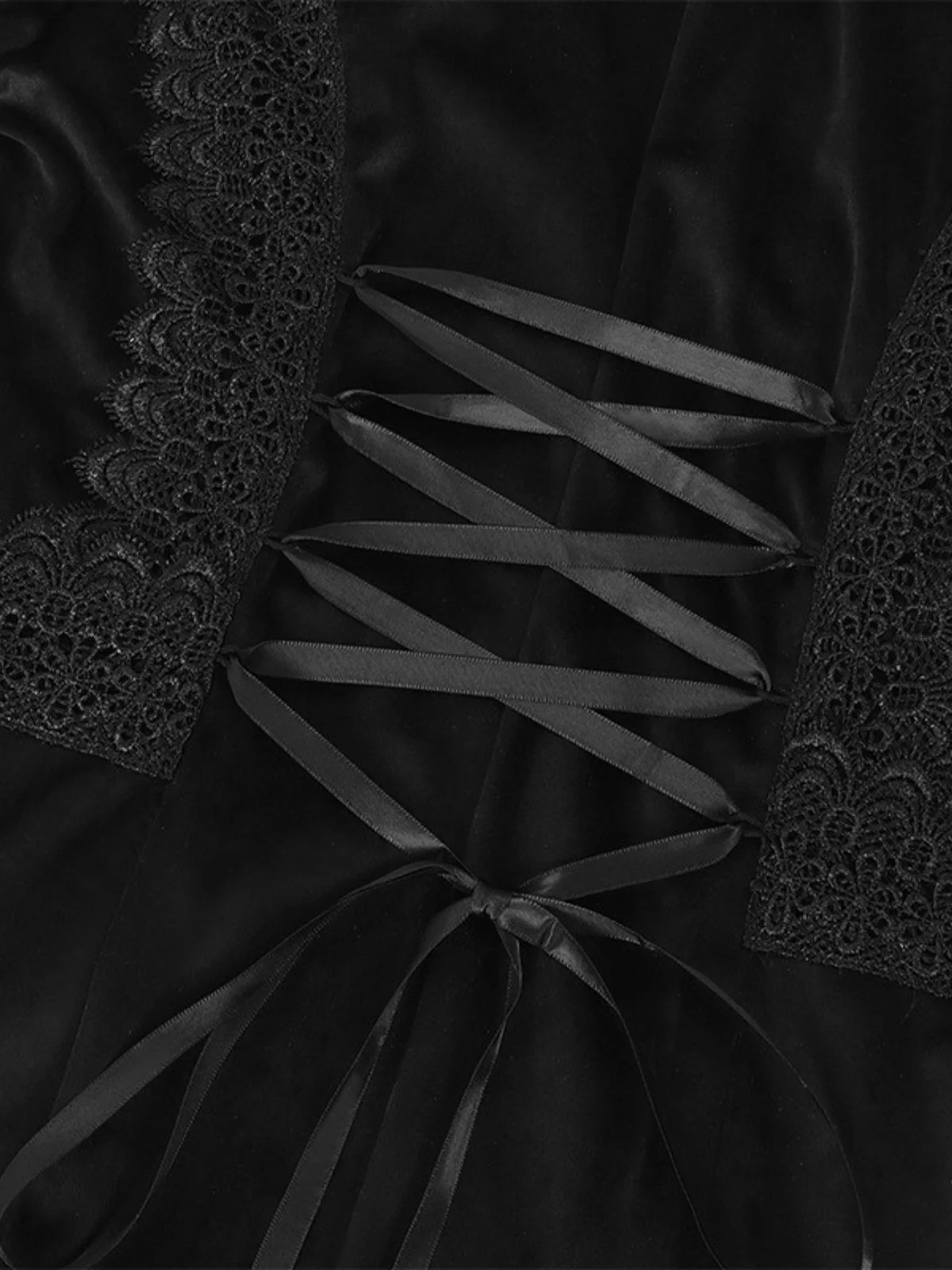Black 1950s Gothic Lapel Bell Sleeve Lace Coat - Image 5