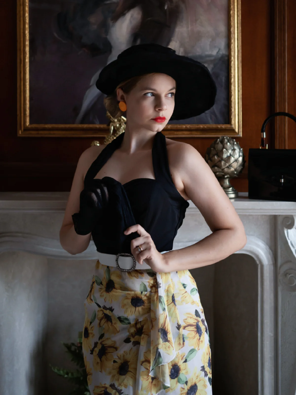 Black 1960s Halter Sunflower Pencil Dress - Image 3