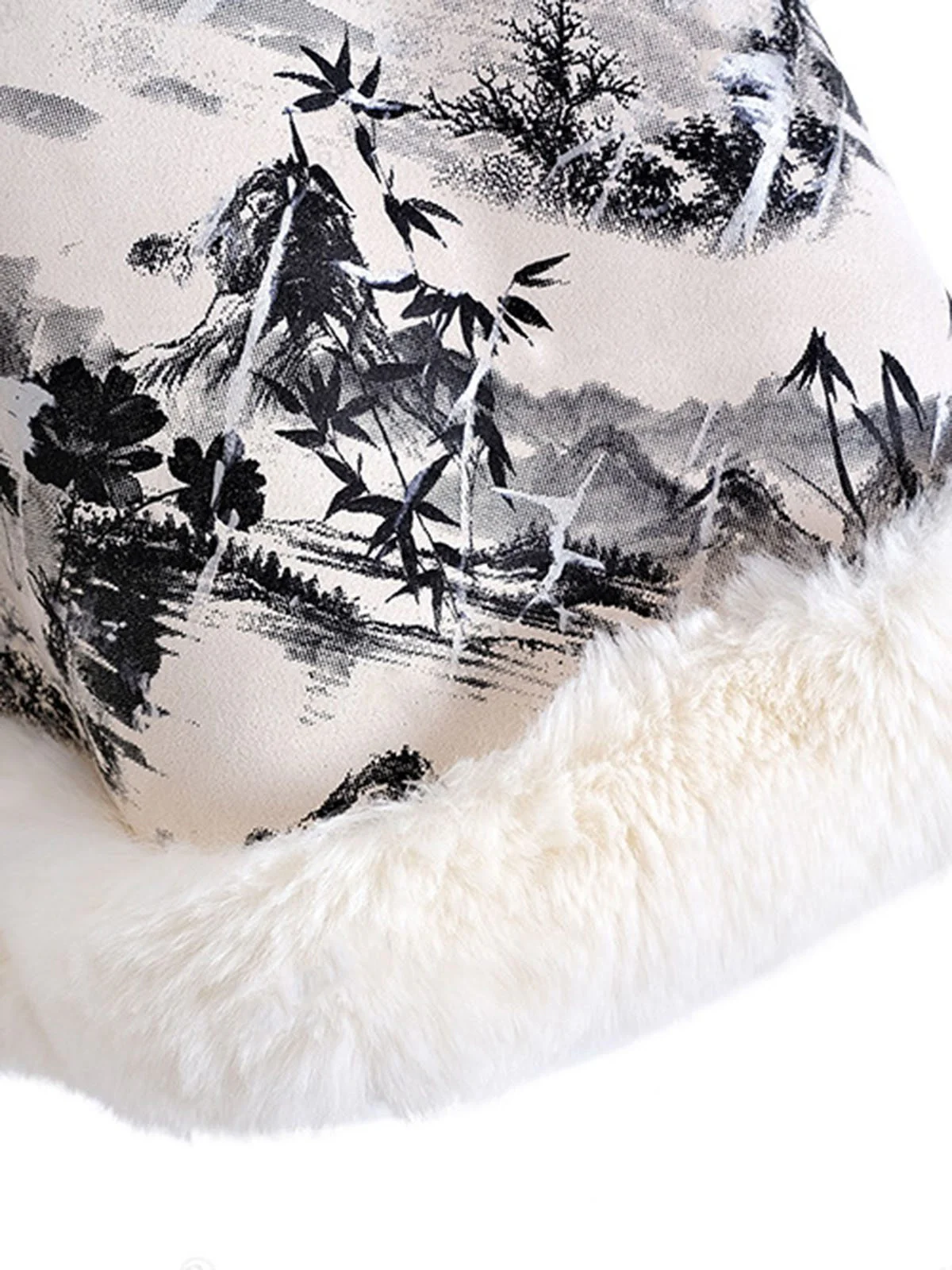 Black 1950s Ink Landscape Painting Fur Cloak - Image 4
