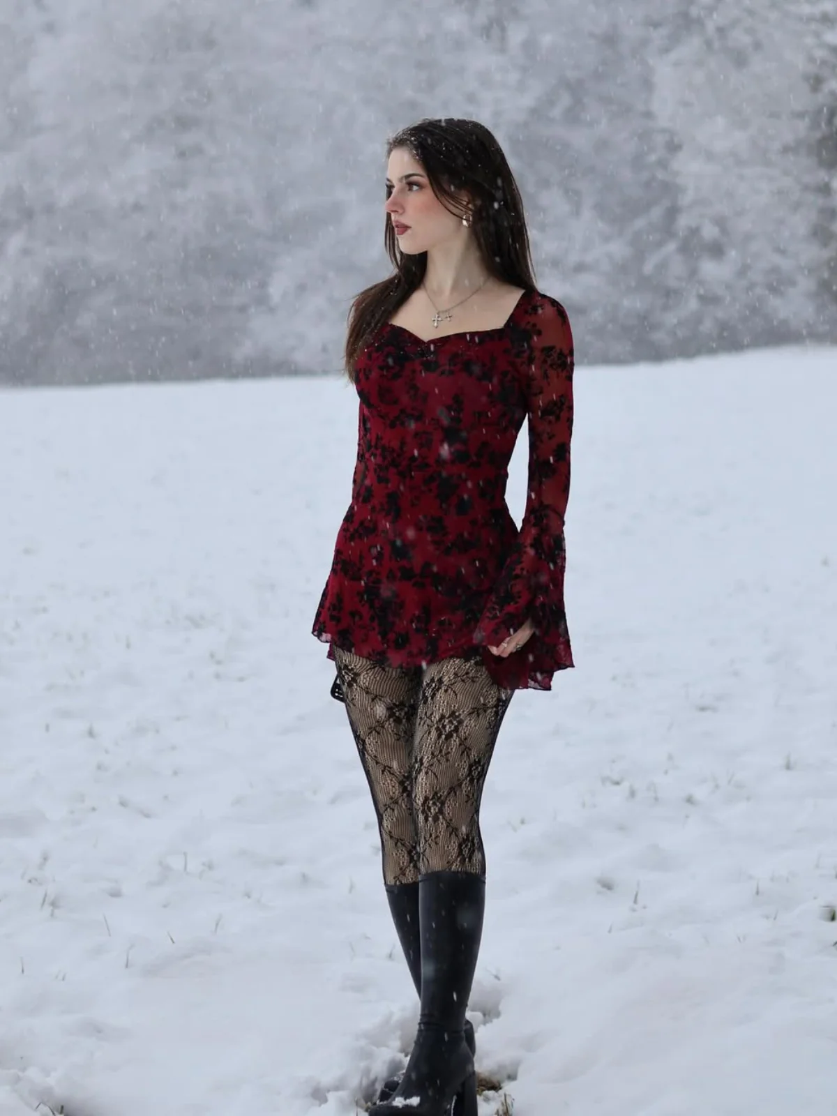 Black 1950s Lace Floral Bishop Sleeves Dress - Image 3