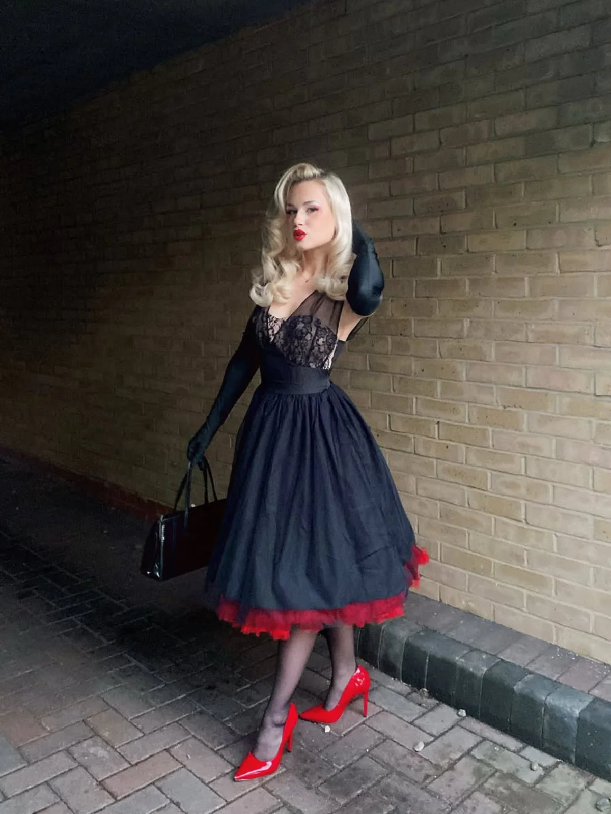 Black 1950s Lace Floral Mesh Swing Dress - Image 2