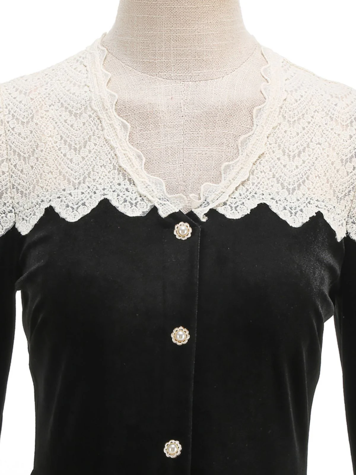 Black 1950s Velvet  Knitted Collar Pearl Button Dress - Image 5