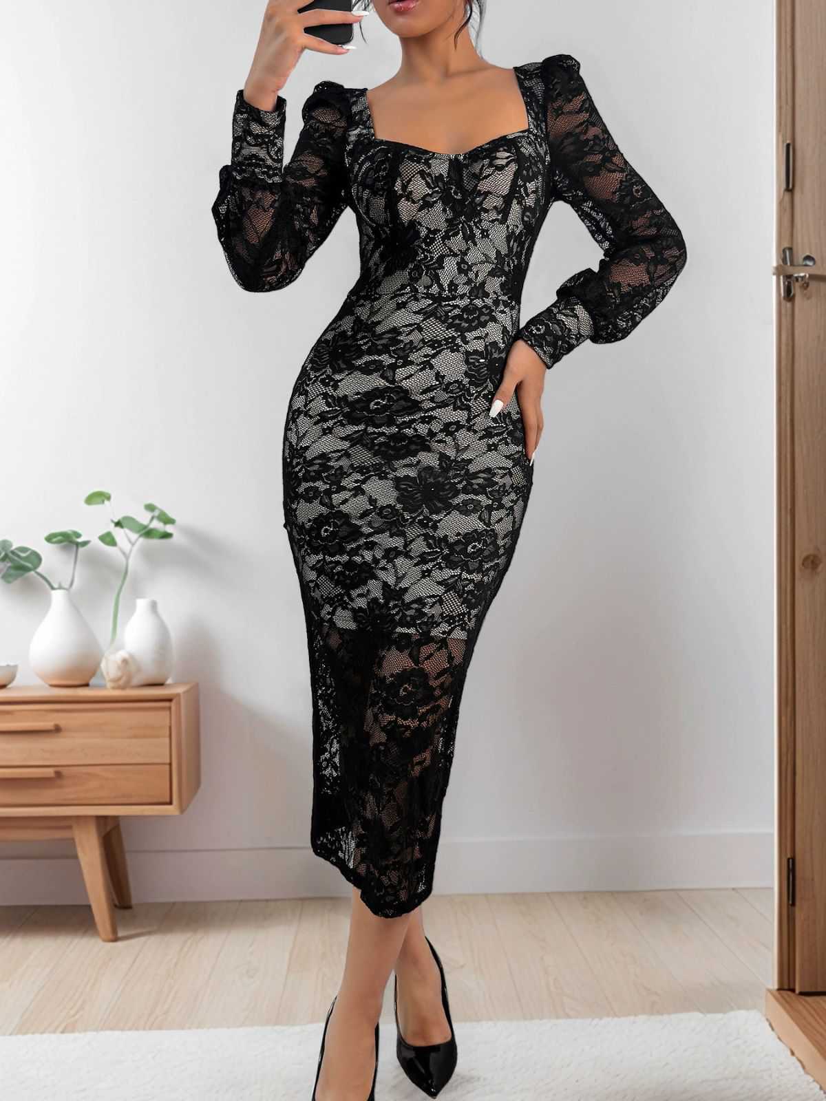 Black 1960s Square Neck Lace Bodycon Dress - Image 4