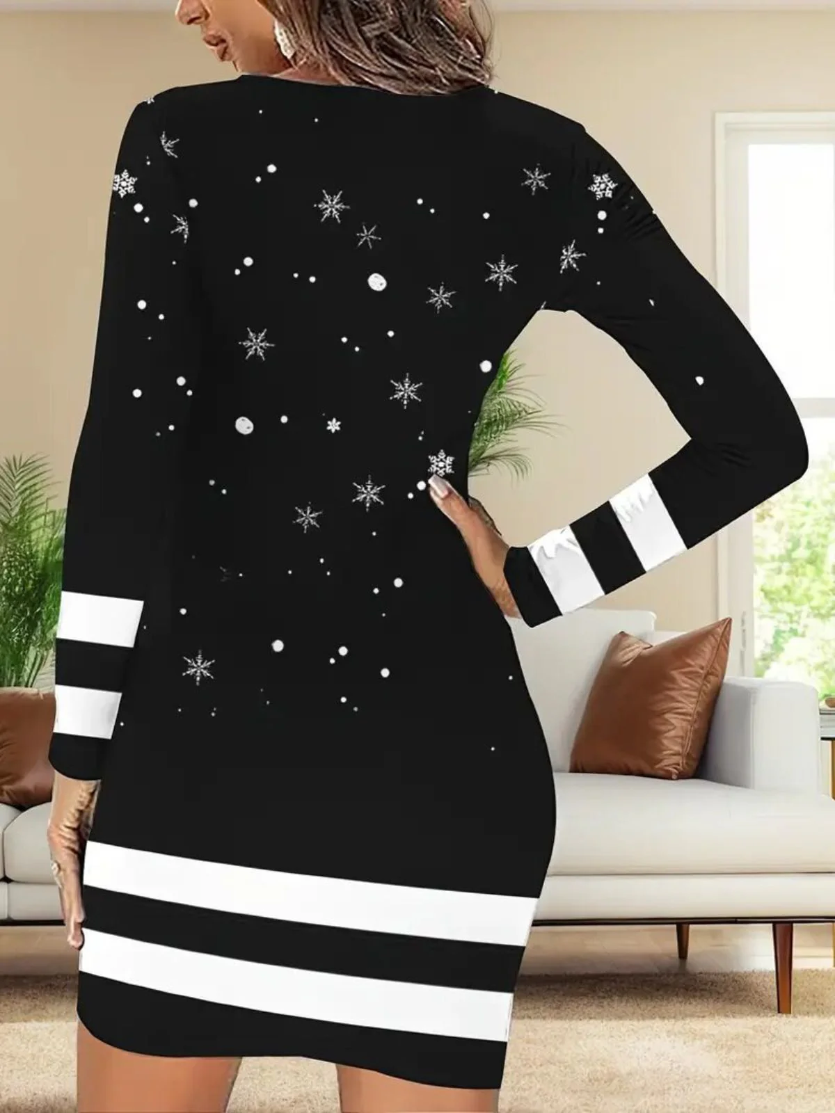 Black 1960s Santa Snowman Knit Dress - Image 3