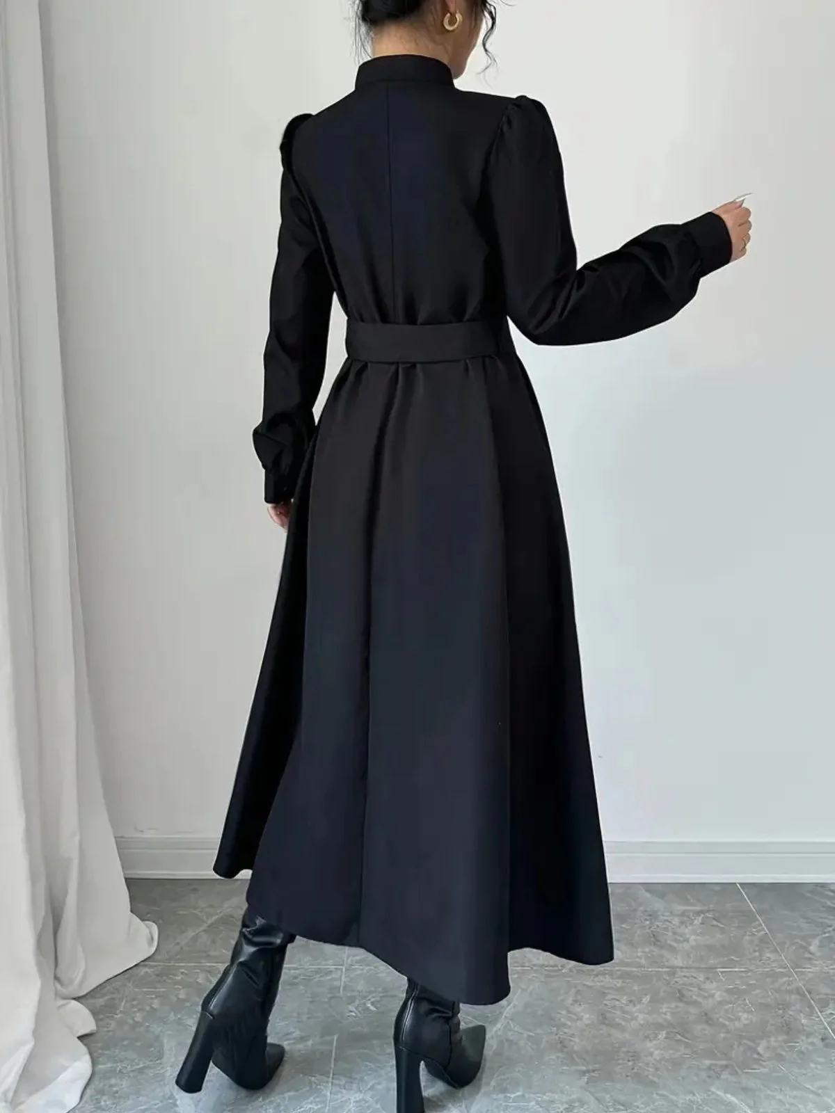 Black 1970s Solid Button Belted Dress - Image 4