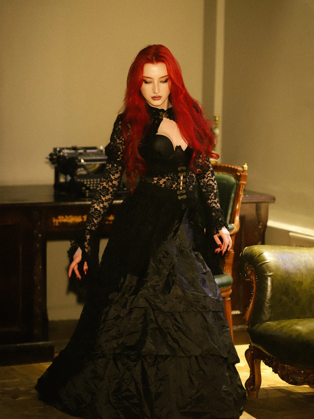 Black 1980s Gigot Sleeve Victorian Lace Dress - Image 2