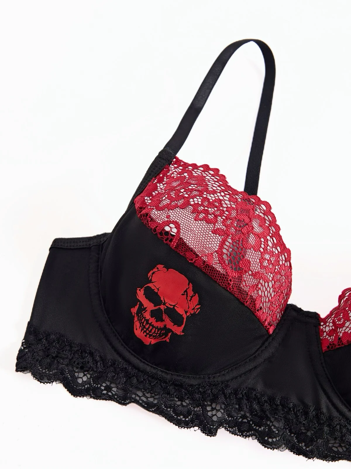 Black 1980s Gothic Skull Lace Patchwork Crop Top - Image 4