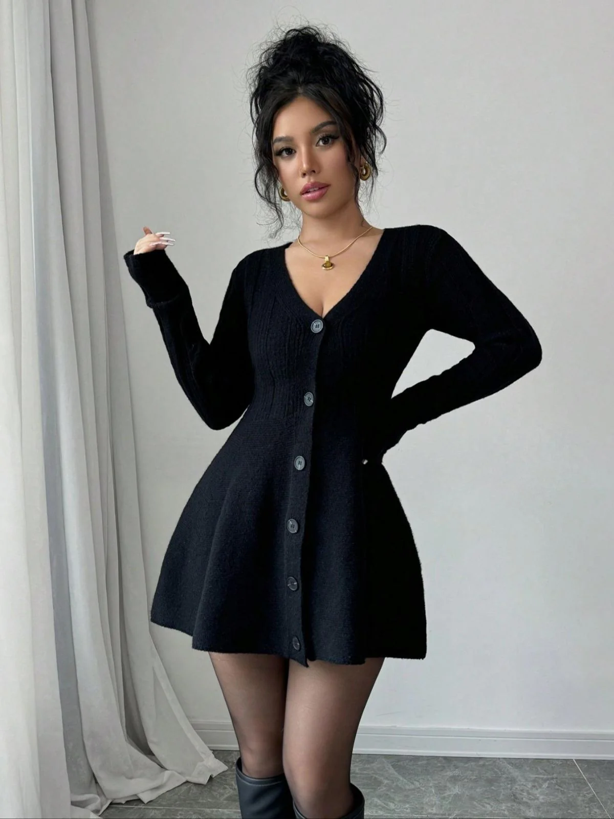 Black 1980s V-Neck Knit Sweater Dress - Image 4