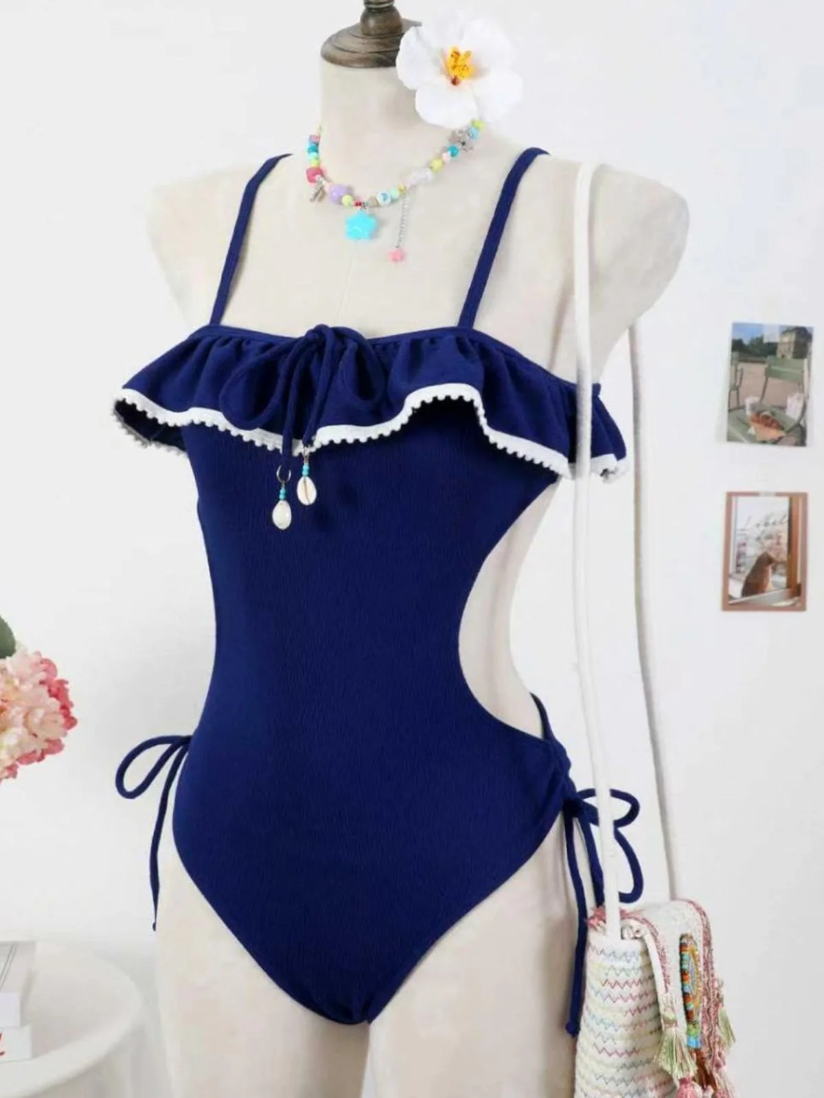 Blue 1940s Seashell Pendant Ruffle One-Piece Swimsuit - Image 5