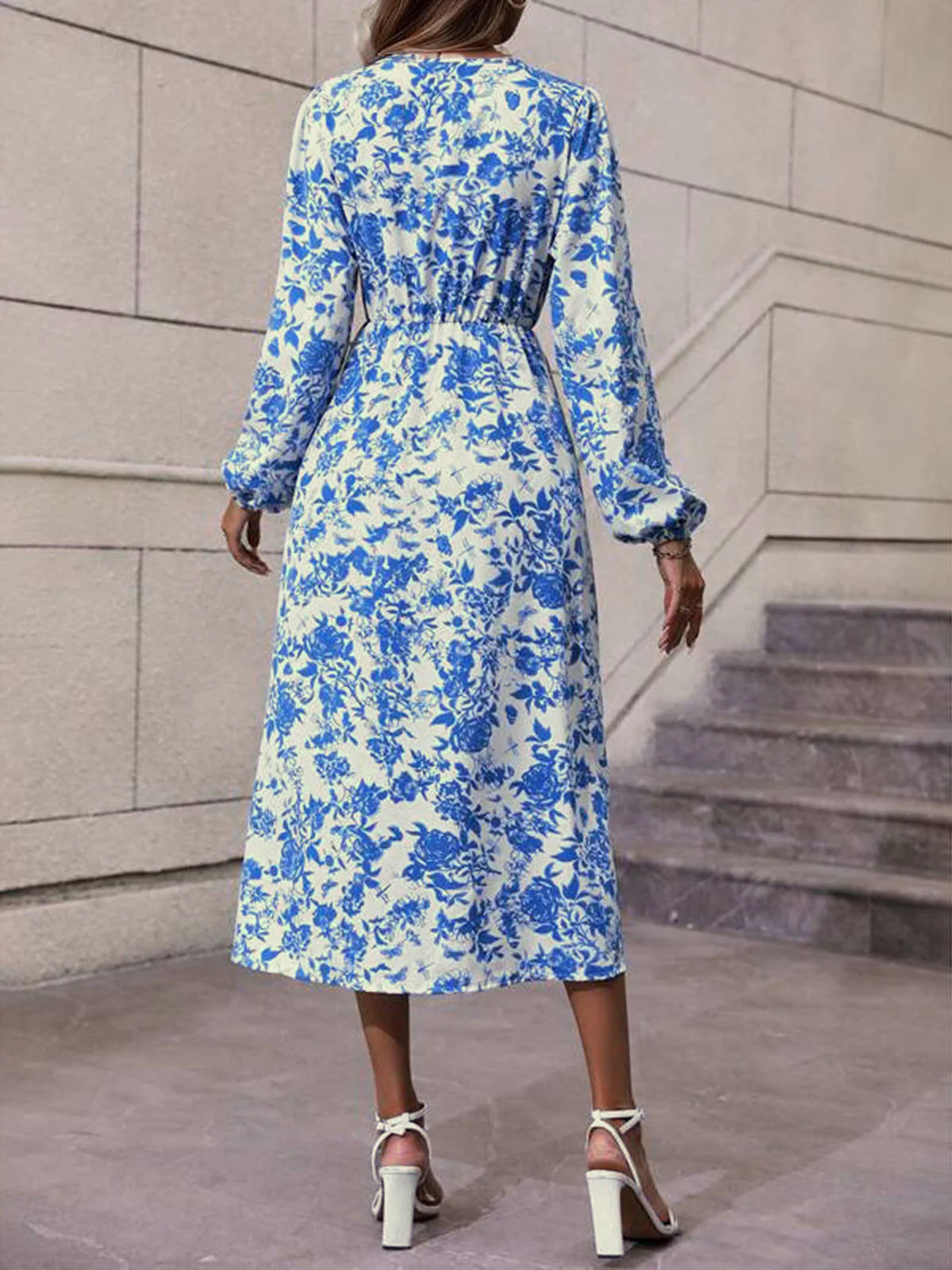 Blue 1940s V-Neck Floral Long Sleeve Dress - Image 5