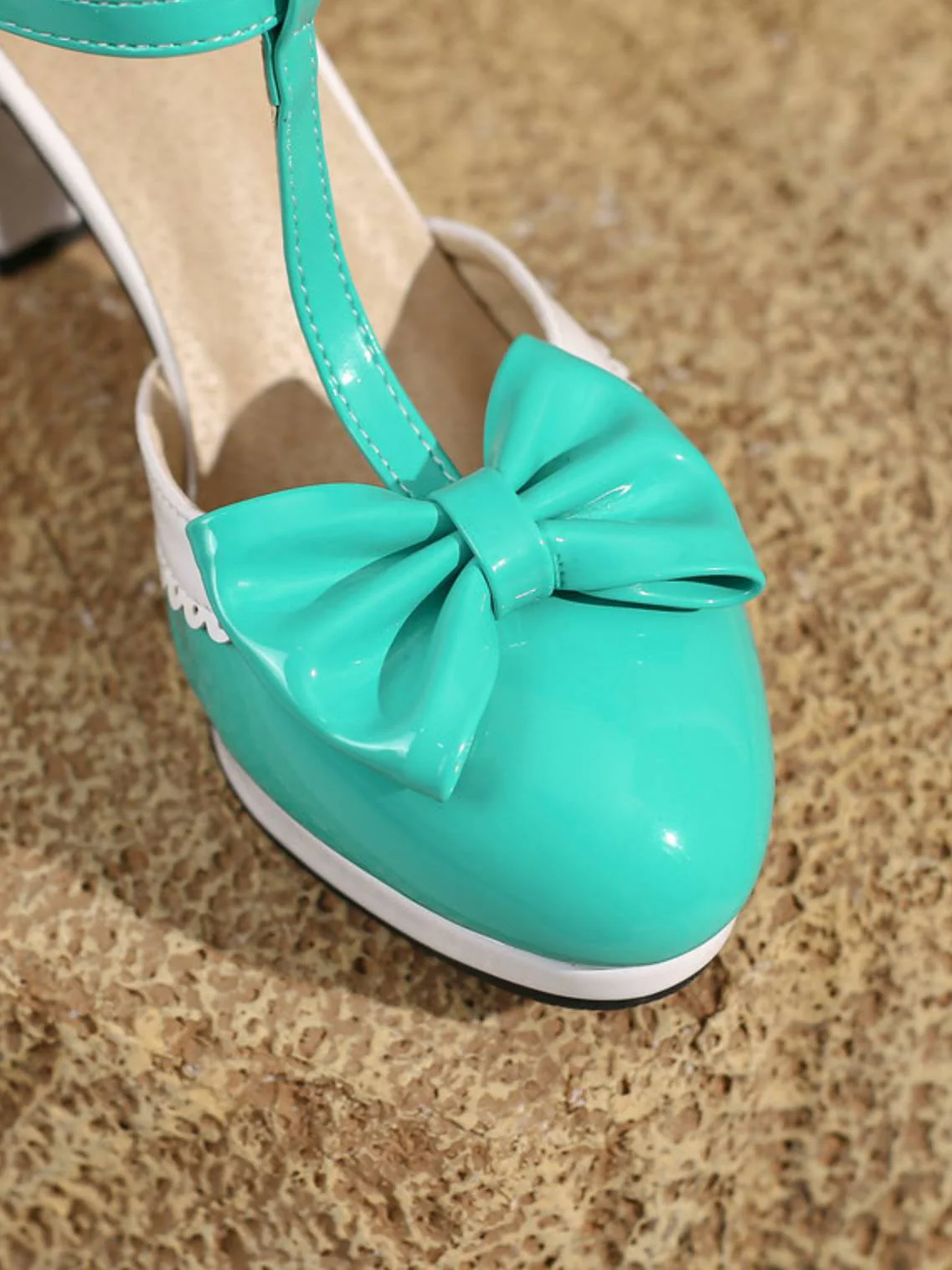 Bowknot Chunky Heels Mary Jane Shoes - Image 3