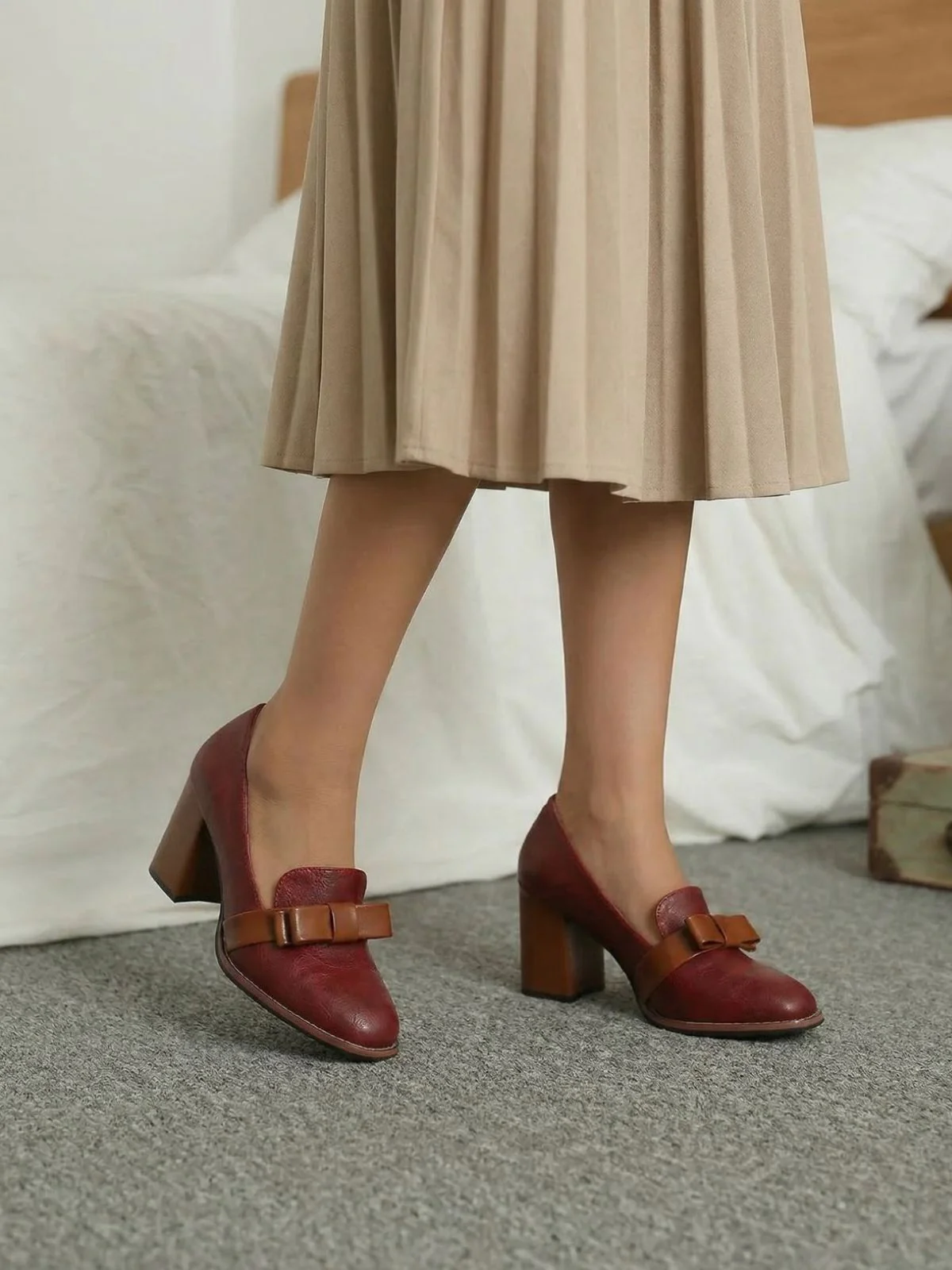 Bowknot Square-Toe Slip On Chunky Heels - Image 6