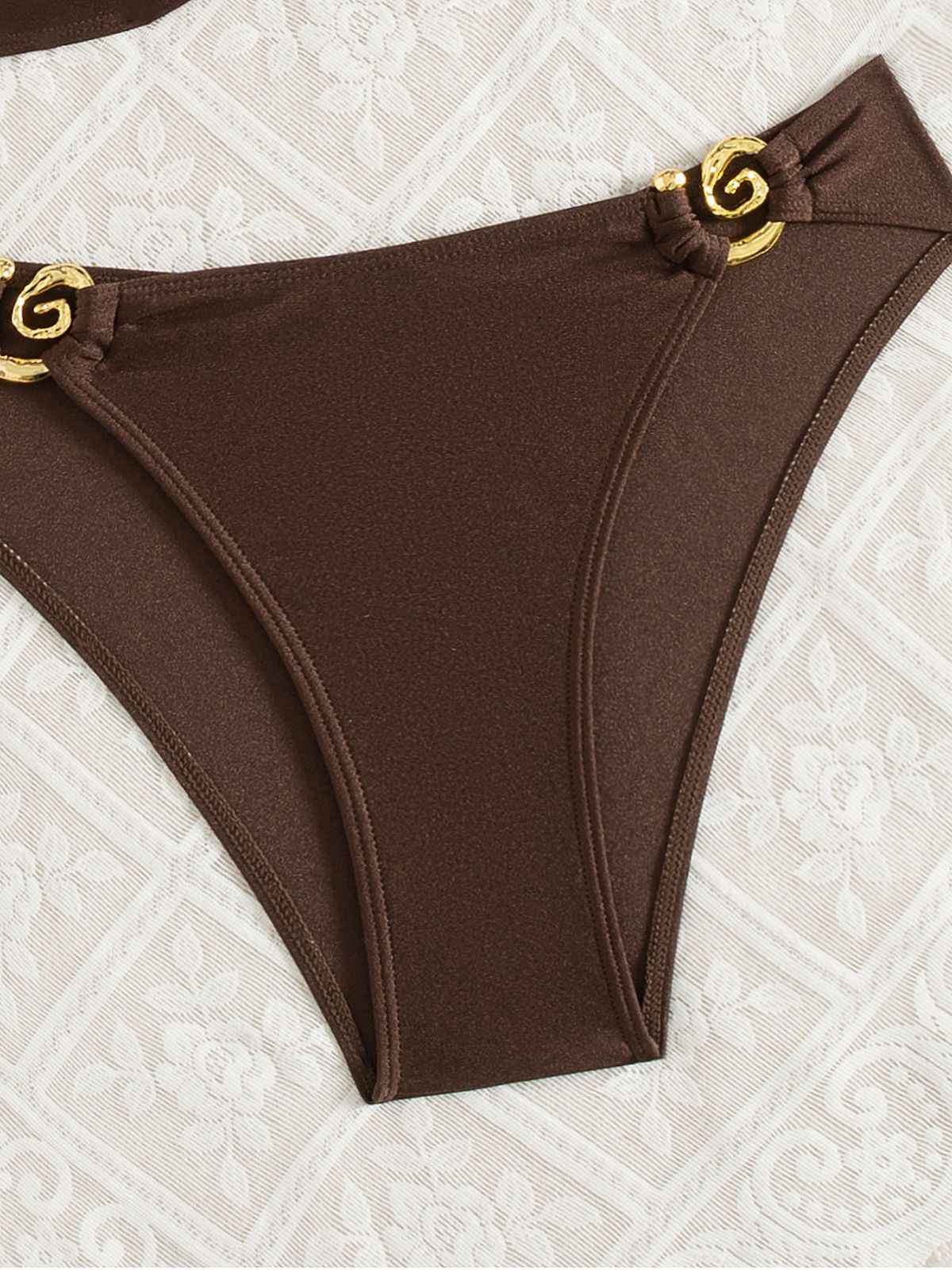 Brown 1950s Golden Ring Halter Bikini Set - Image 3