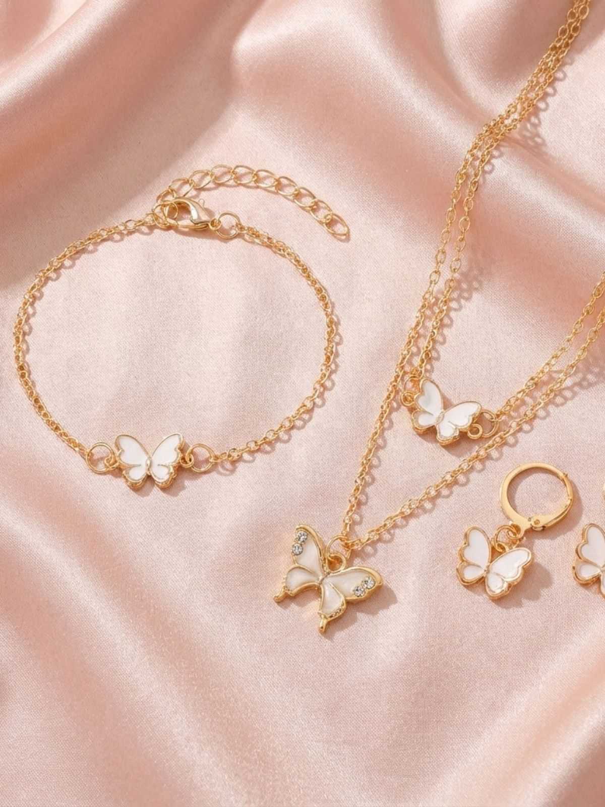 Butterfly Rhinestones Chain Necklace & Bracelet & Earrings - Image 4