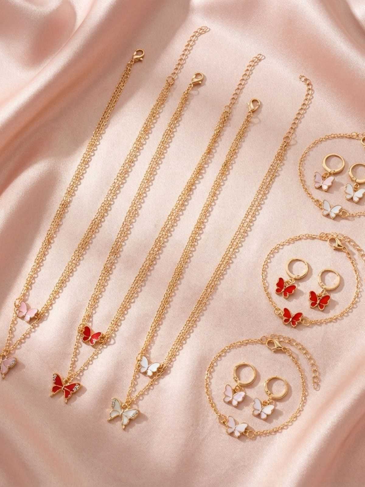 Butterfly Rhinestones Chain Necklace & Bracelet & Earrings - Image 6