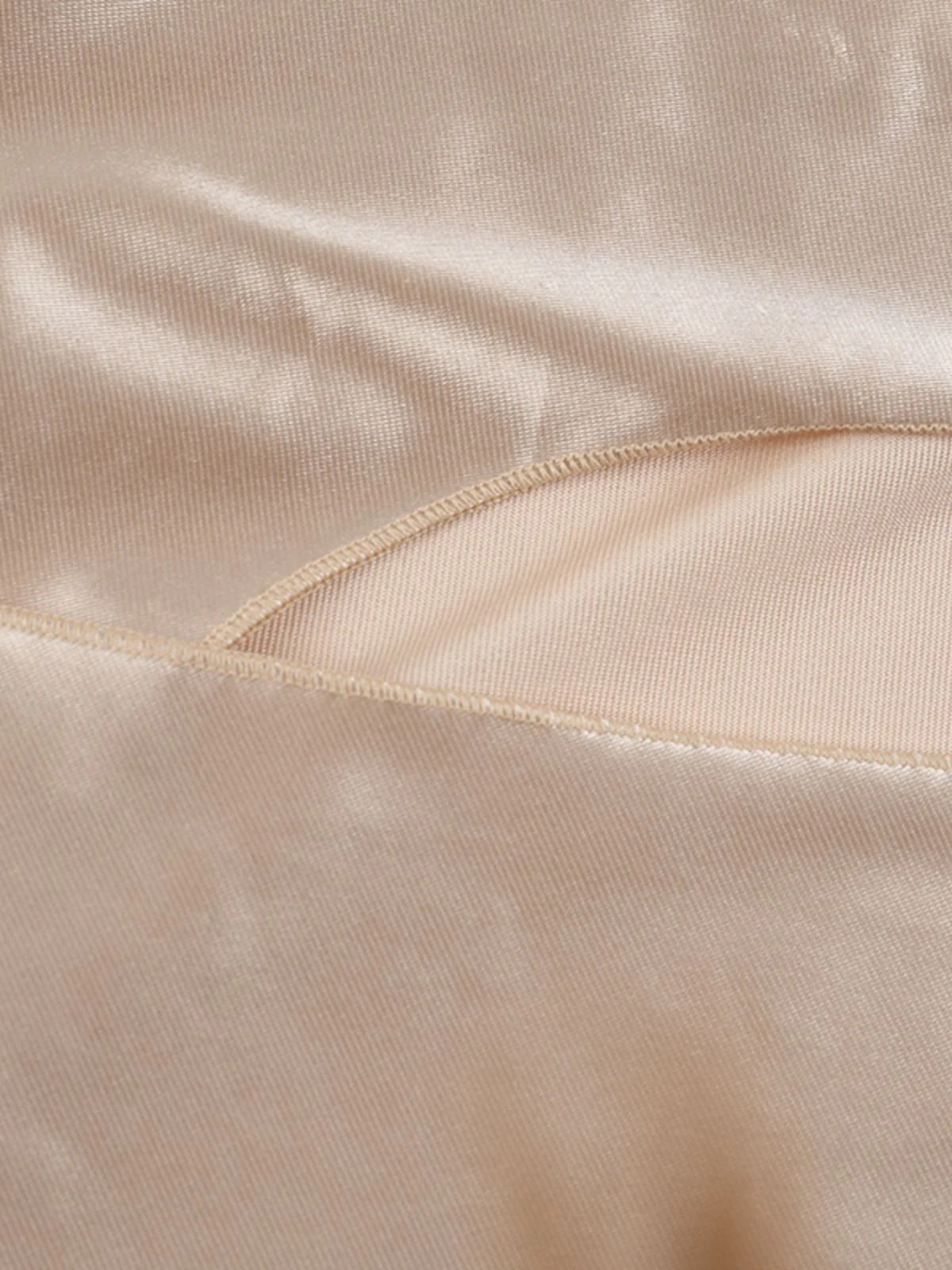 Champagne 1930s Off Shoulder Slit Satin Dress - Image 7
