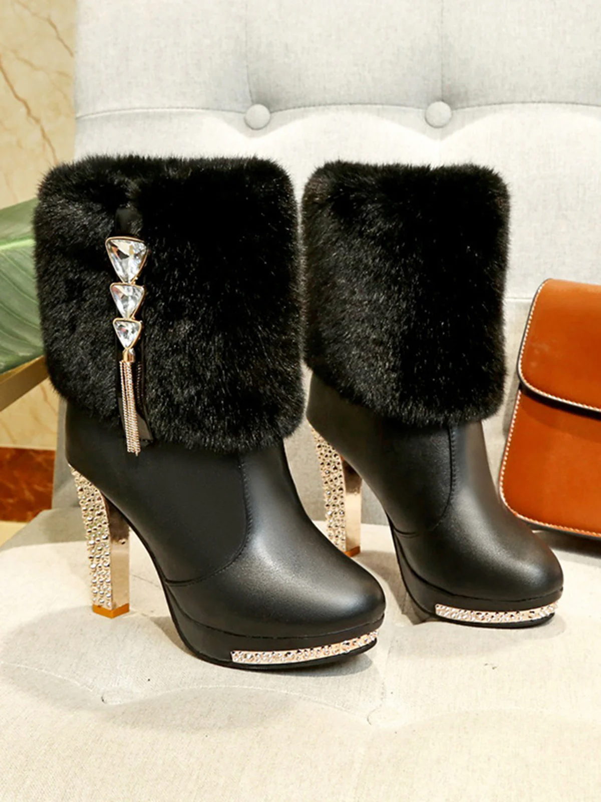Christmas Fur And Leather Rhinestone Boots - Image 4