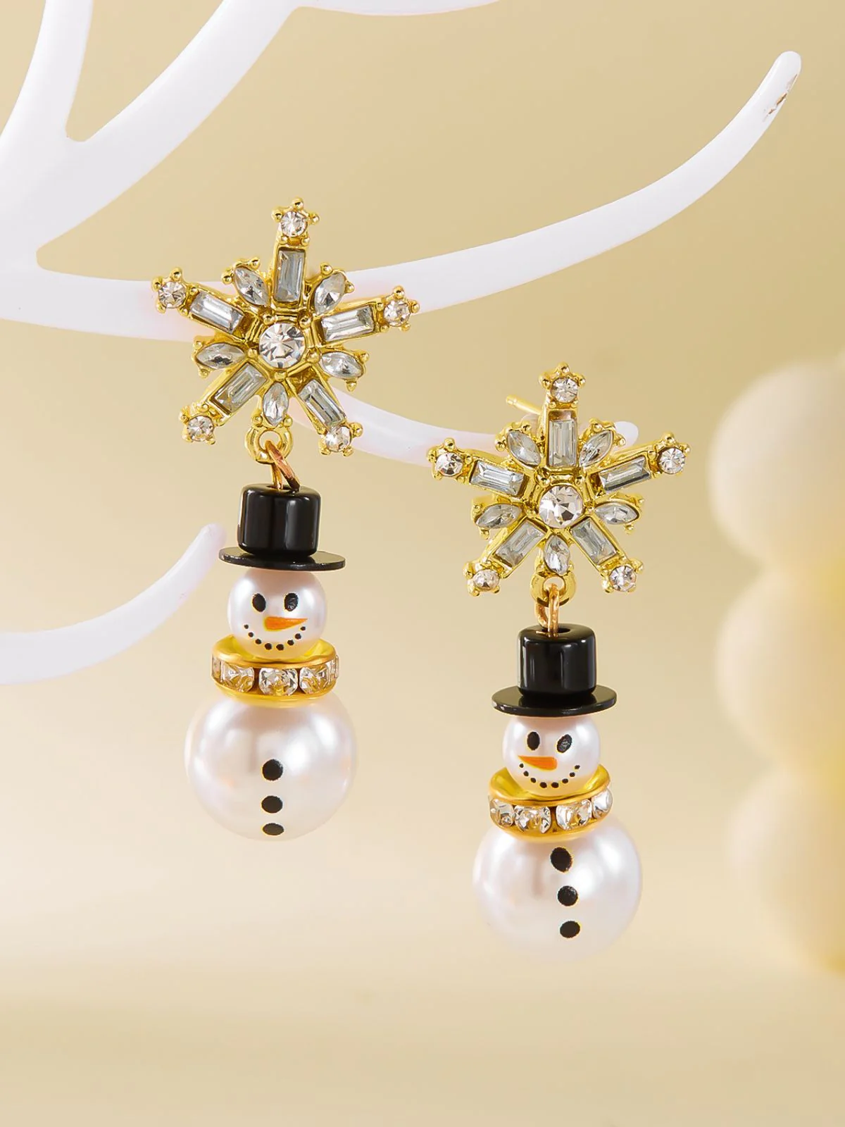 Christmas Rhinestone Snowflake Pearl Hat Snowman Stud Earrings - Image 3