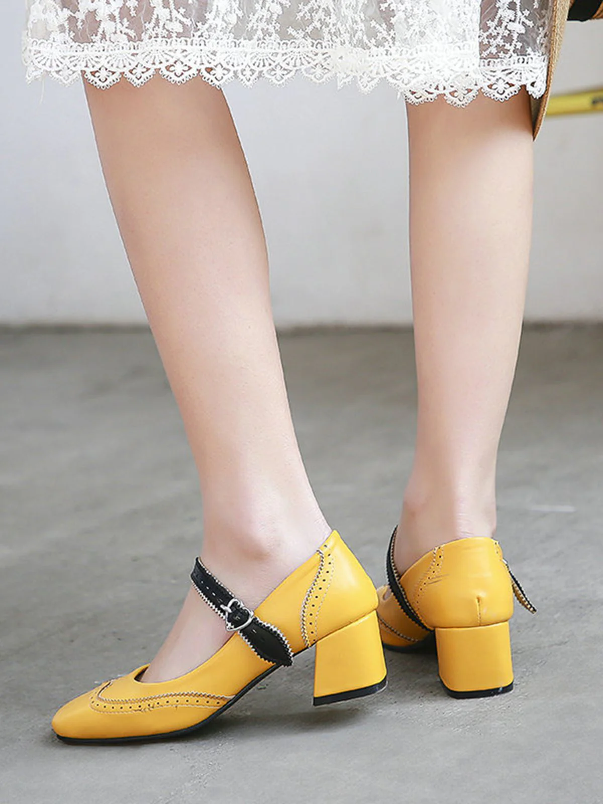 Chunky Heels Mary Jane Shoes - Image 4