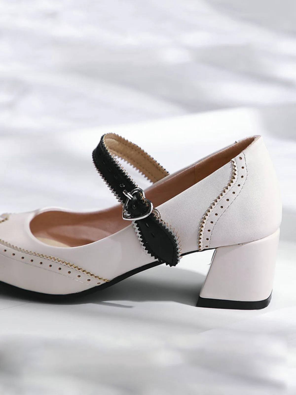 Chunky Heels Mary Jane Shoes - Image 8