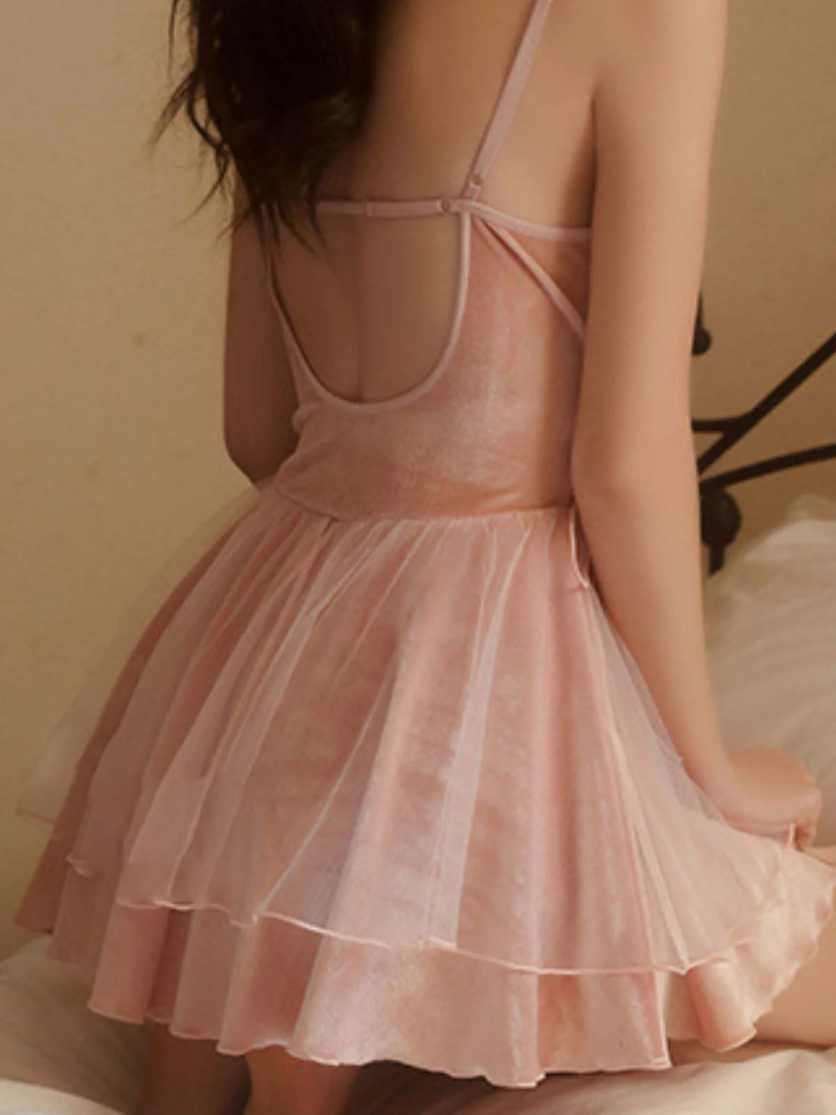Dark Pink 1980s Floral Velvet Slip Sleepwear - Image 5