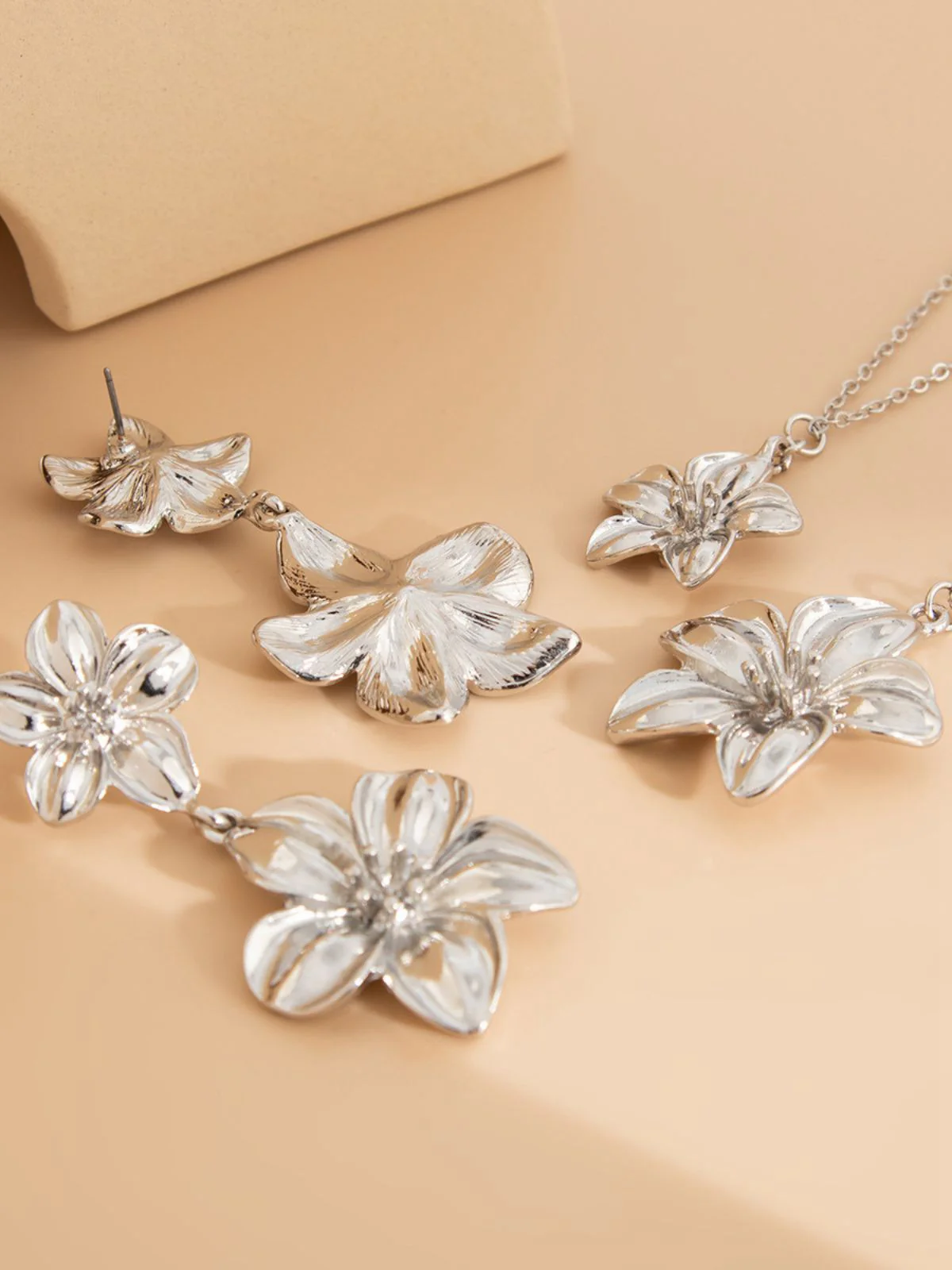 Floral Double Clavicle Necklace & Earrings Set - Image 10