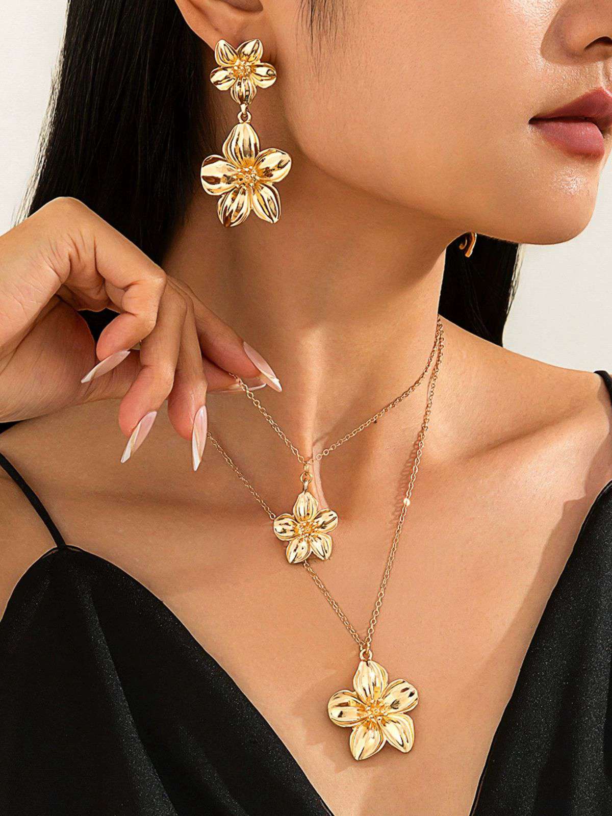 Floral Double Clavicle Necklace & Earrings Set - Image 4