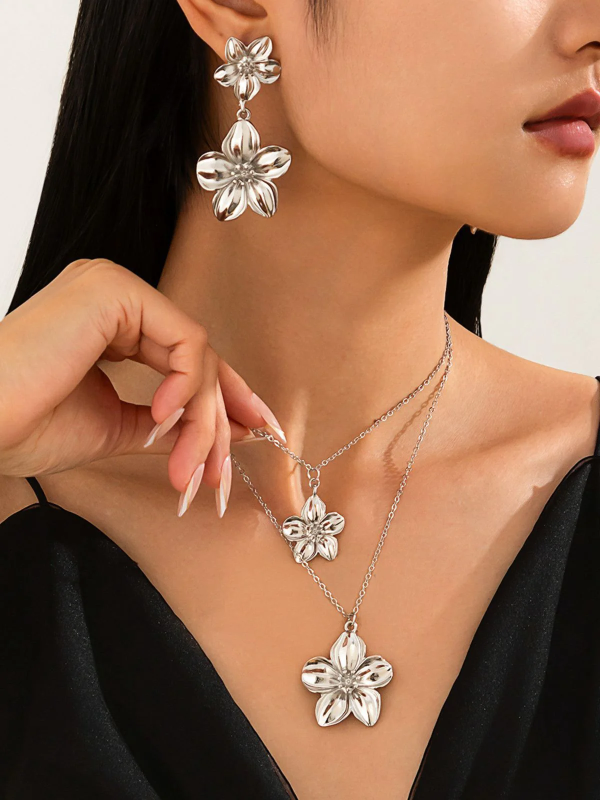 Floral Double Clavicle Necklace & Earrings Set - Image 9