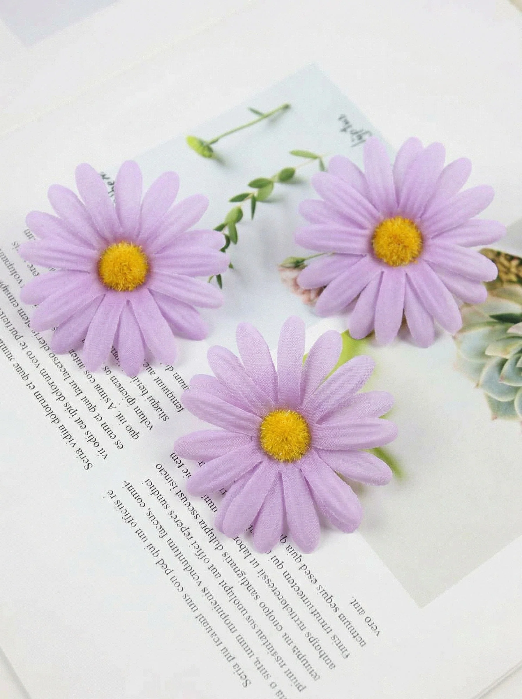 Daisy Flower Hair Clip - Image 5