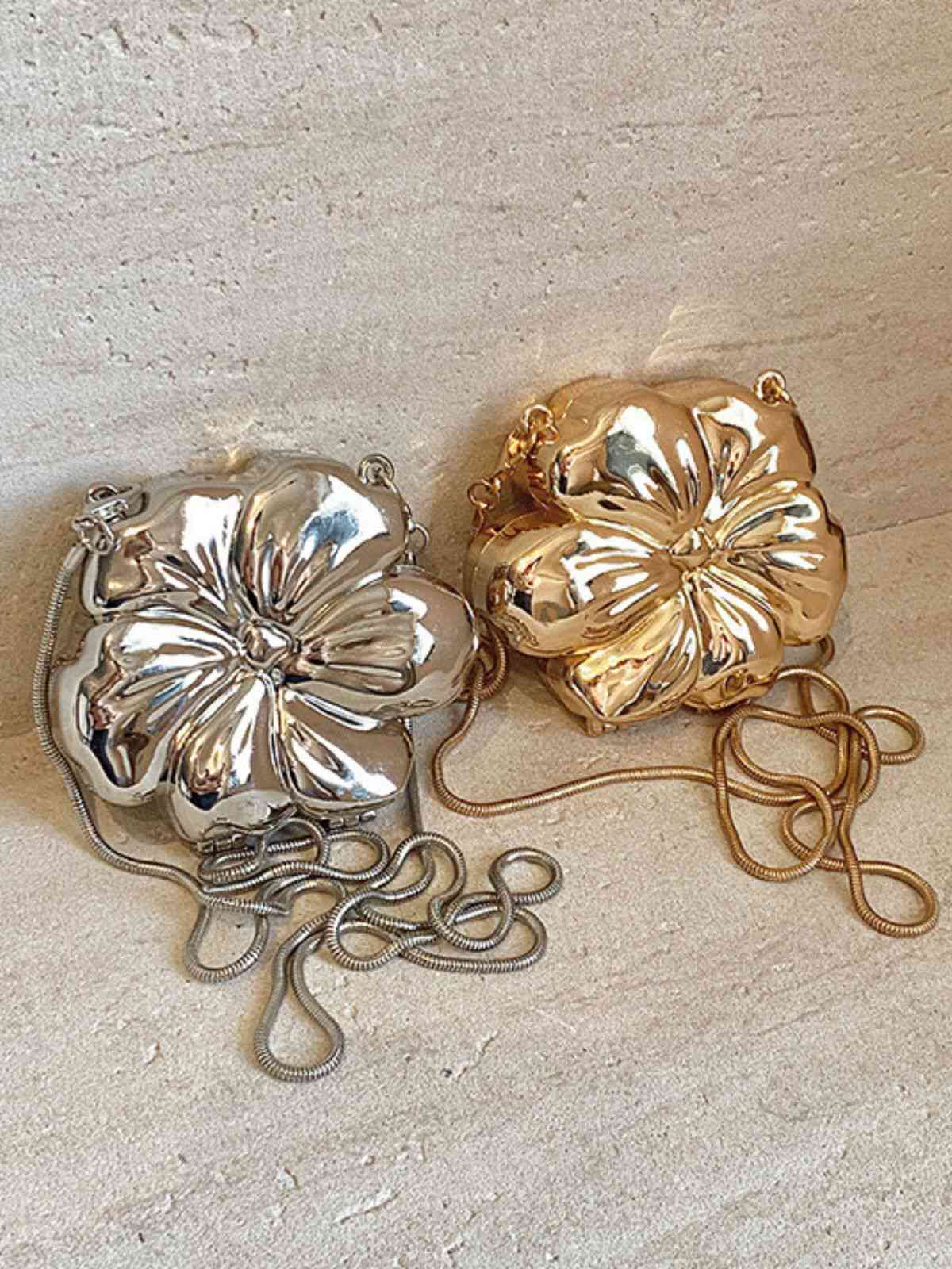 Flower Shape Alloy Chain Mini Bag - Image 4